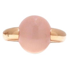 Bague « Luna » de Pomellato en or rose et quartz