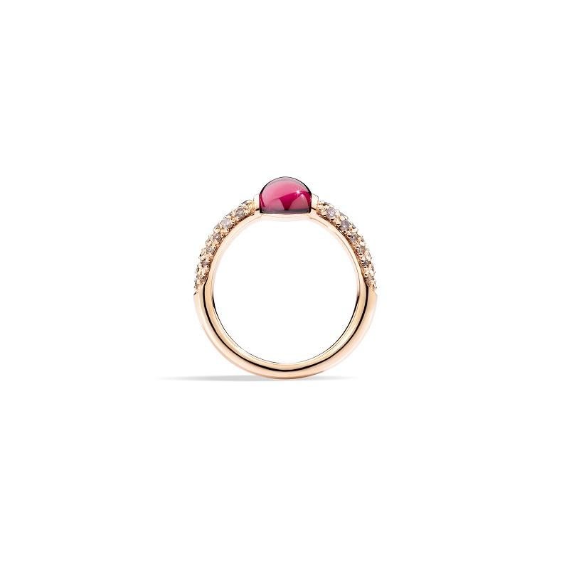 A tiny touch of grace with the added sparkle of brown diamonds, mix and match different colours to make a contemporary fashion statement and make original pairings.
18k Rose Gold with Cabochon Rhodolite Garnet and Brown Diamonds
Brown Diamonds 0.36
