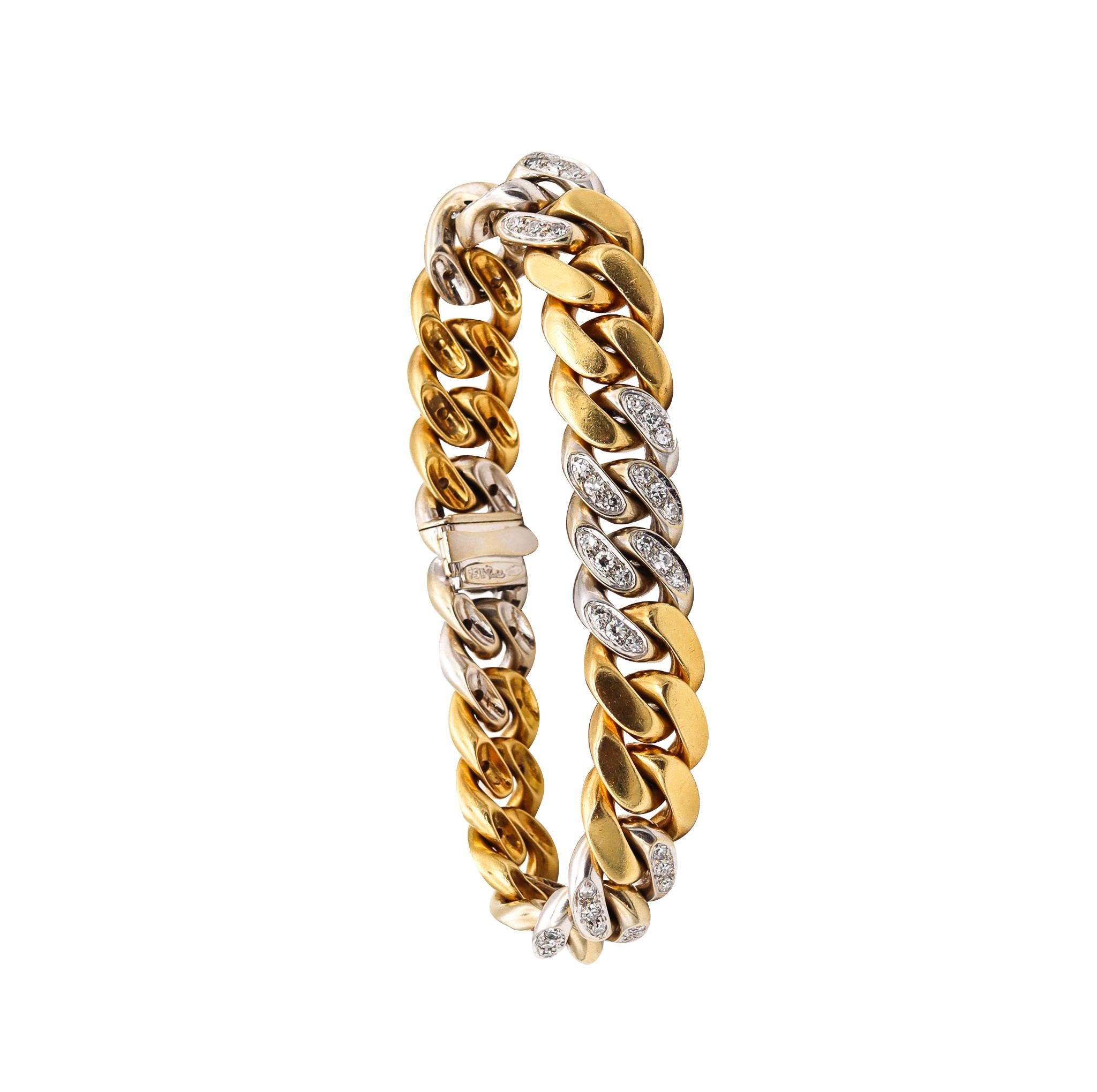 Cuban-Links Bracelet designed by Pomellato.

Beautiful bold bracelet, created in Milano Italy by the jewelry house of Pomellato. This Cuban-links bracelet was crafted in solid yellow and white gold of 18 karats, with high polished finish. Suited