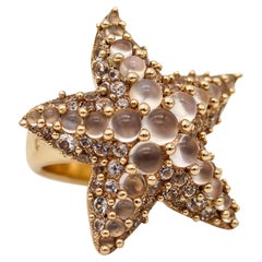 Pomellato Milan Starfish Cocktail Ring 18Kt Yellow Gold With 6.54 Ctw Moonstones