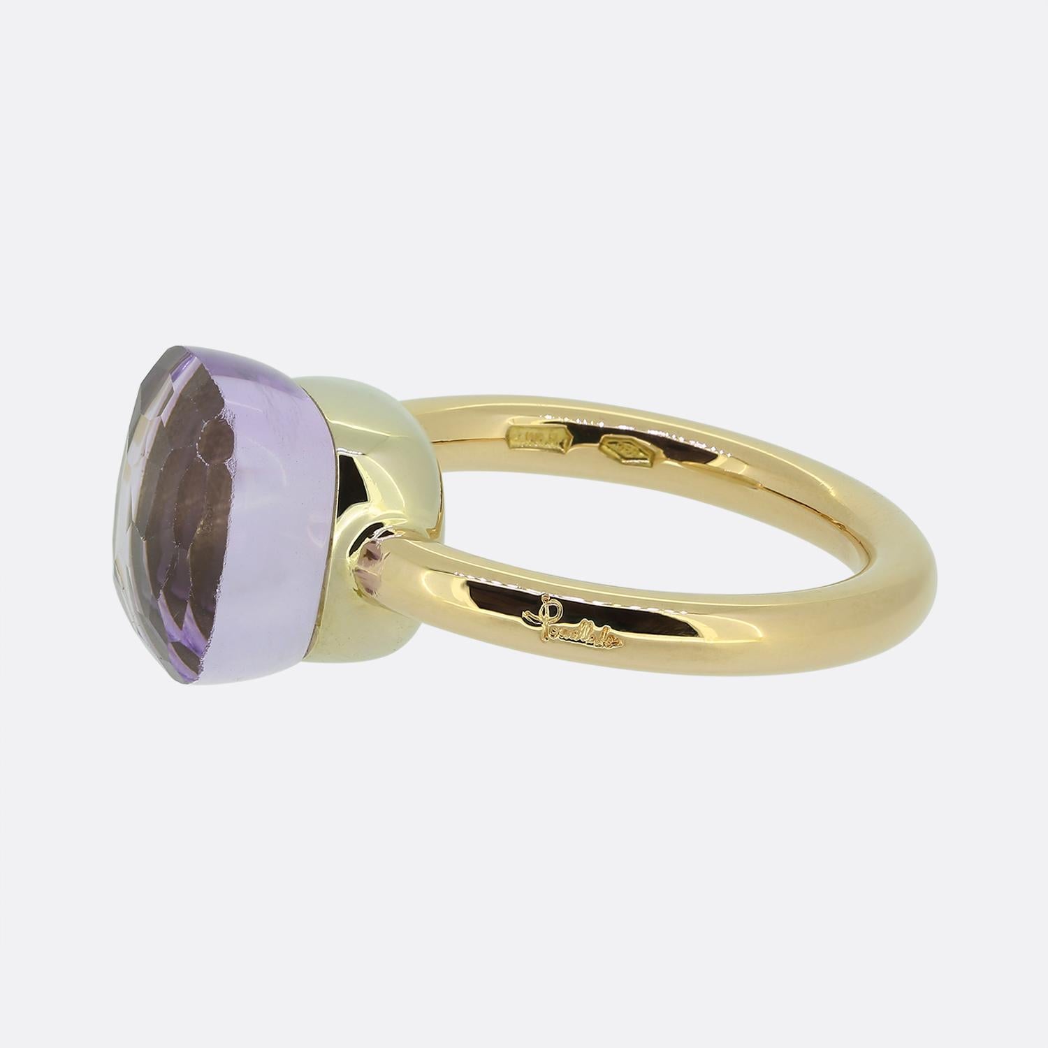 Dies ist ein wunderschöner Ring aus 18 Karat Roségold des Luxusschmuckdesigners Pomellato. Der Ring ist mit einem Amethyst besetzt und gehört zur kultigen Nudo Collection'S. Er hat die klassische Größe. Perfekt für den täglichen Gebrauch und zum