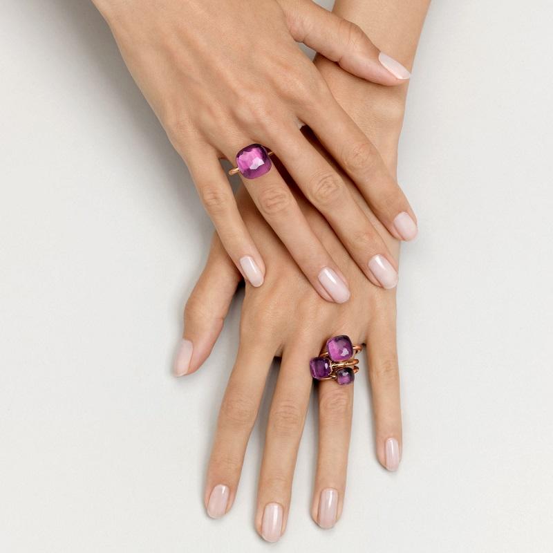 NUDO CLASSIC RING IN ROSE GOLD AND WHITE GOLD WITH AMETHYST 
The brand's most iconic ring, Nudo, features an ultra sleek, powerful design characterized by a 'nude' stone available in infinite color combinations. Mix it and match it with the other