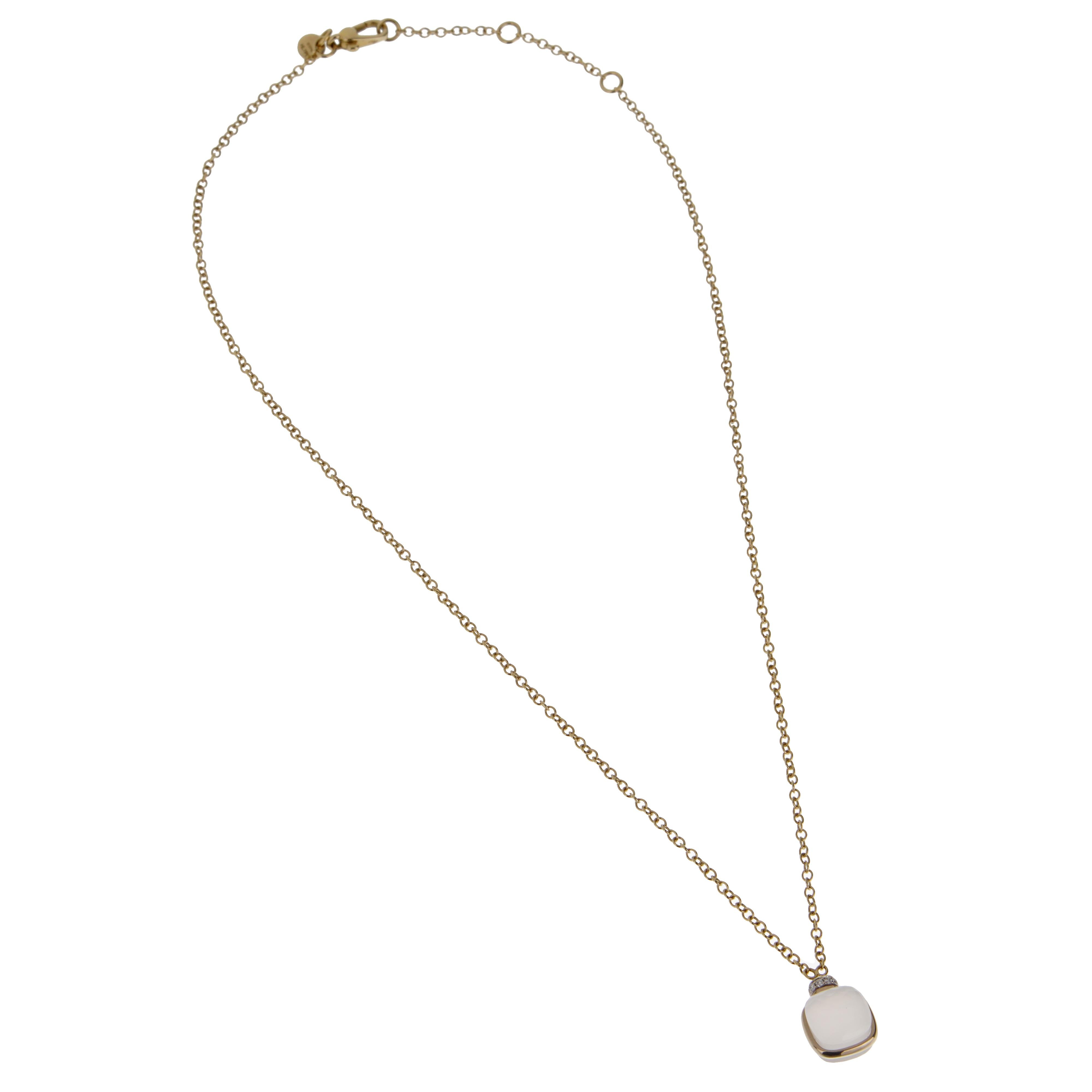 Collana Nudo Petit Diamond in oro giallo 18k di Pomellato In condizioni ottime in vendita a Feasterville, PA