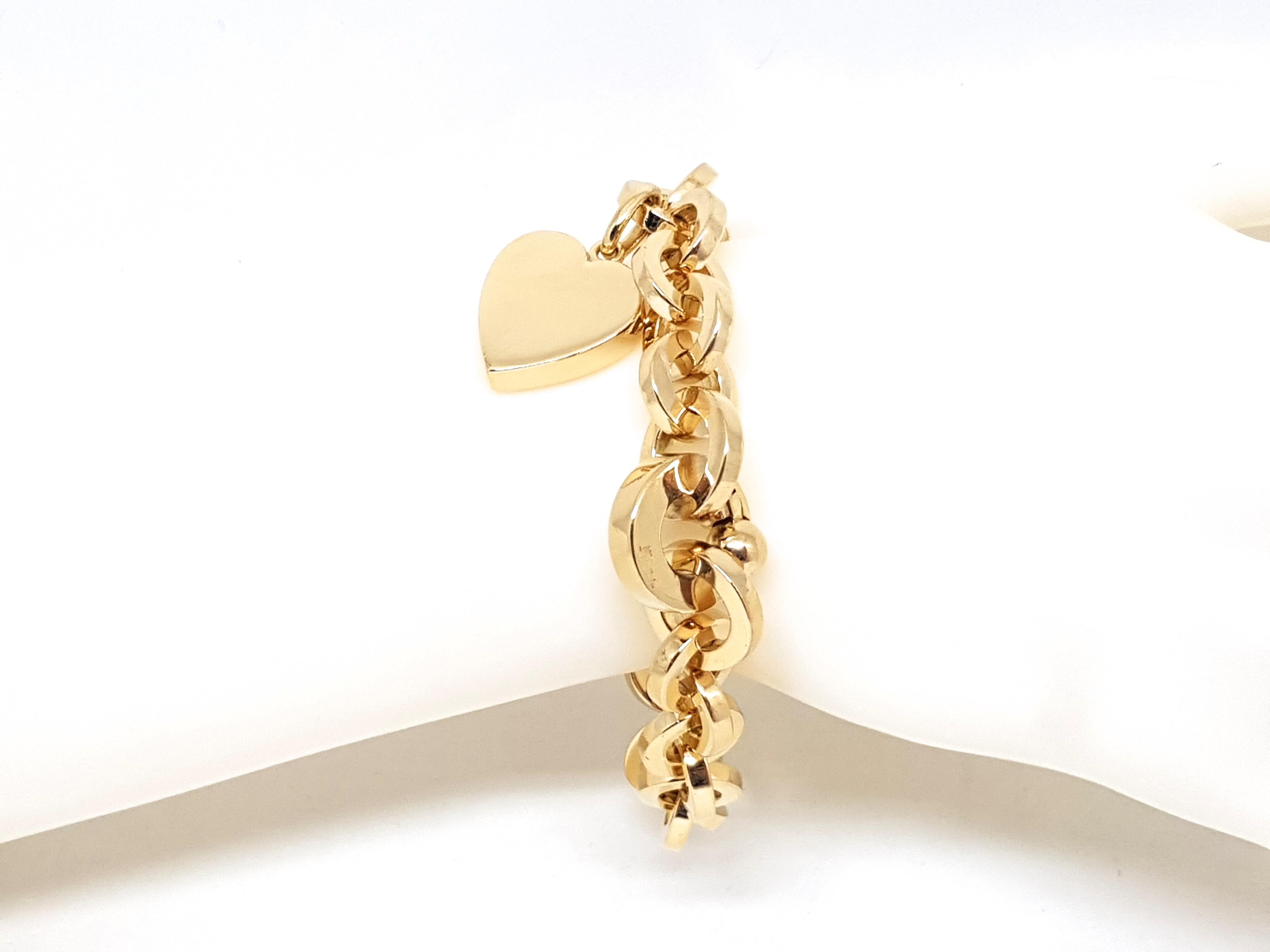 Pomellato Original Signed Ladies 18 Karat Yellow Gold Chain Charm Bracelet 3