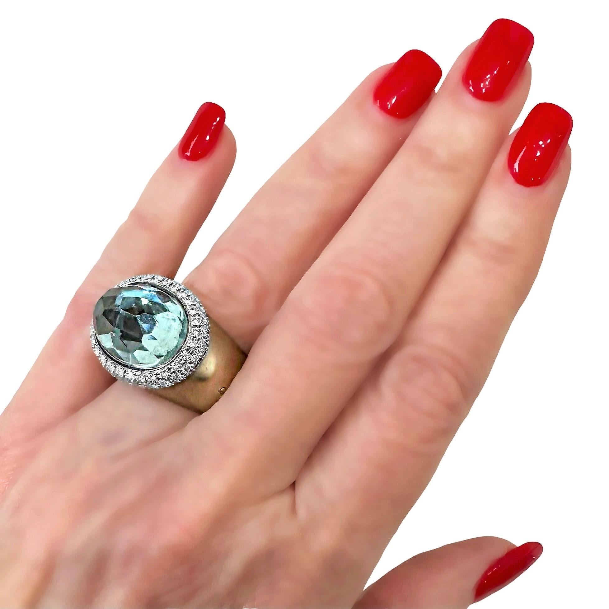 Pomellato-Ring aus 18 Karat Gelb- und Weißgold mit Aquamarin und Diamanten 5