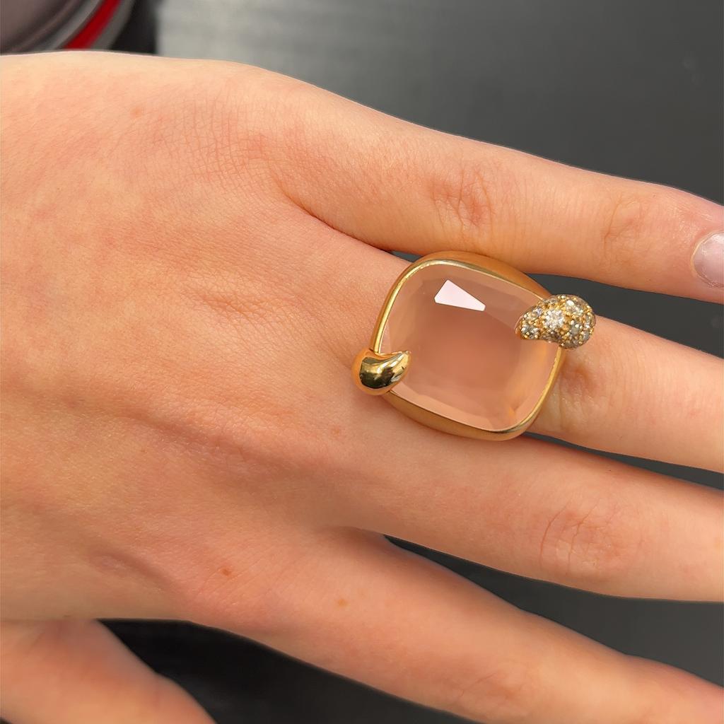 Pomellato Ring Ritratto Set In 18ct Rose Gold With Rose Quartz and Diamonds 3