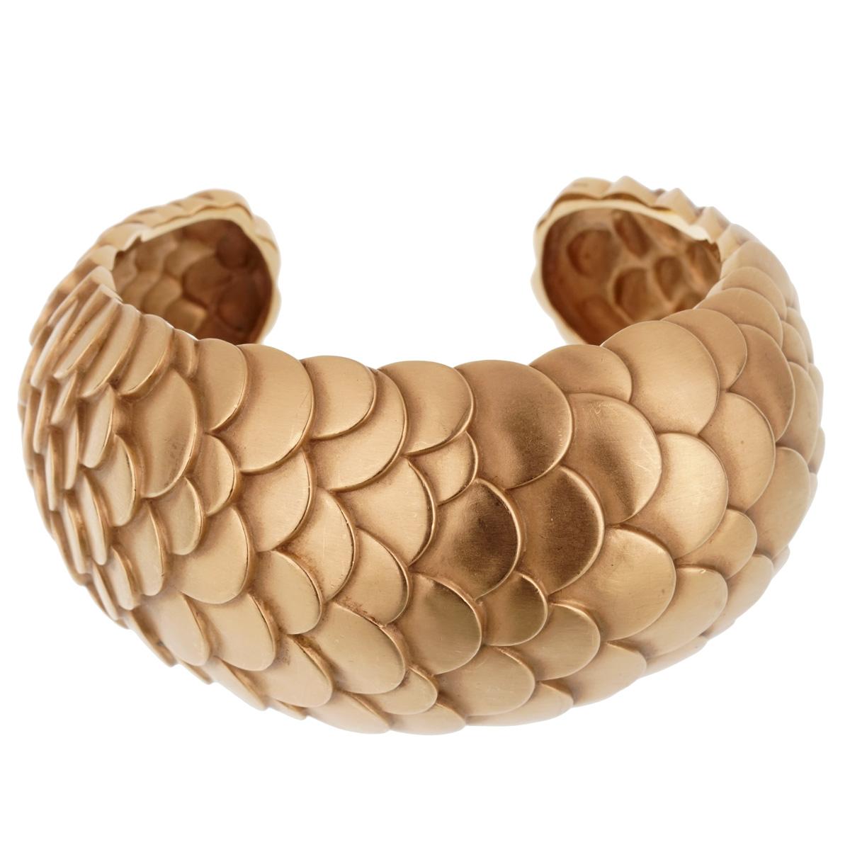 A magnificent Pomellato cuff bangle bracelet weighing an impressive 152.3 grams of 18k rose gold. The bracelet will fit a 7