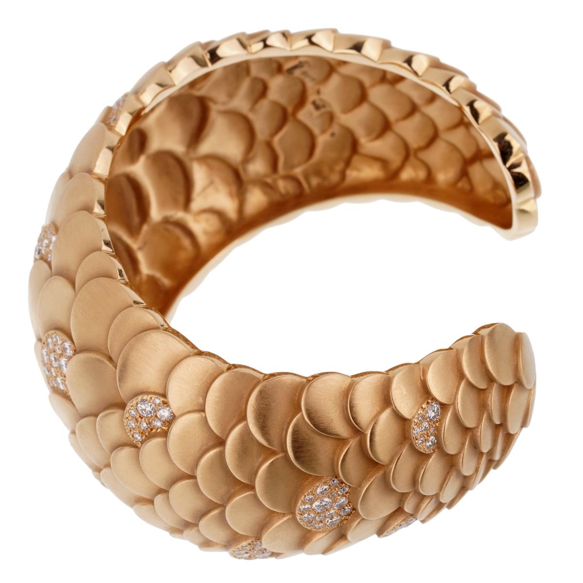 Pomellato Rose Gold Diamond Cuff Bangle Bracelet In New Condition In Feasterville, PA