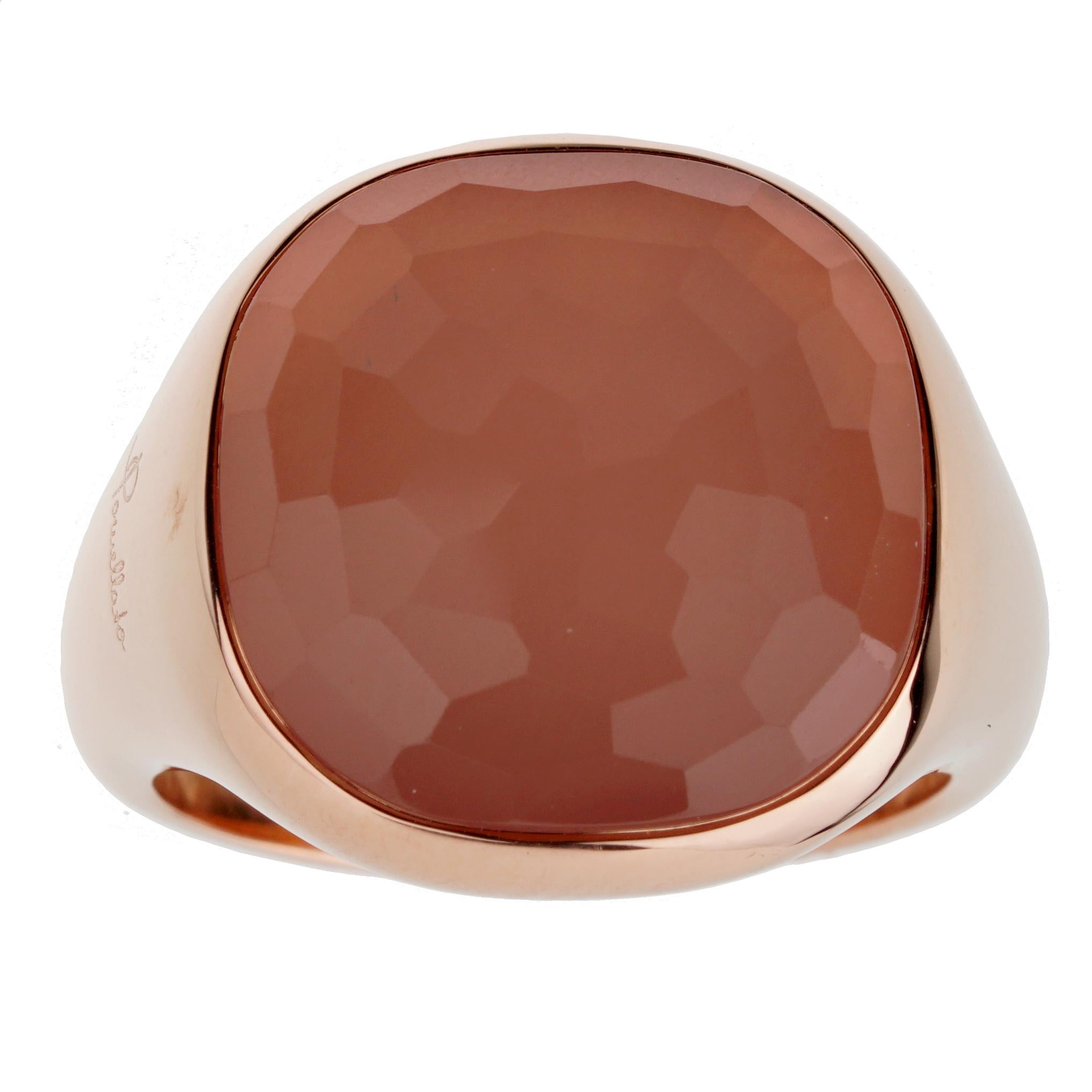 A timeless Pomellato cocktail ring showcasing a Pink Quartz encased in 18k rose gold. The fabulous ring measures a size 9 and can be resized if needed.