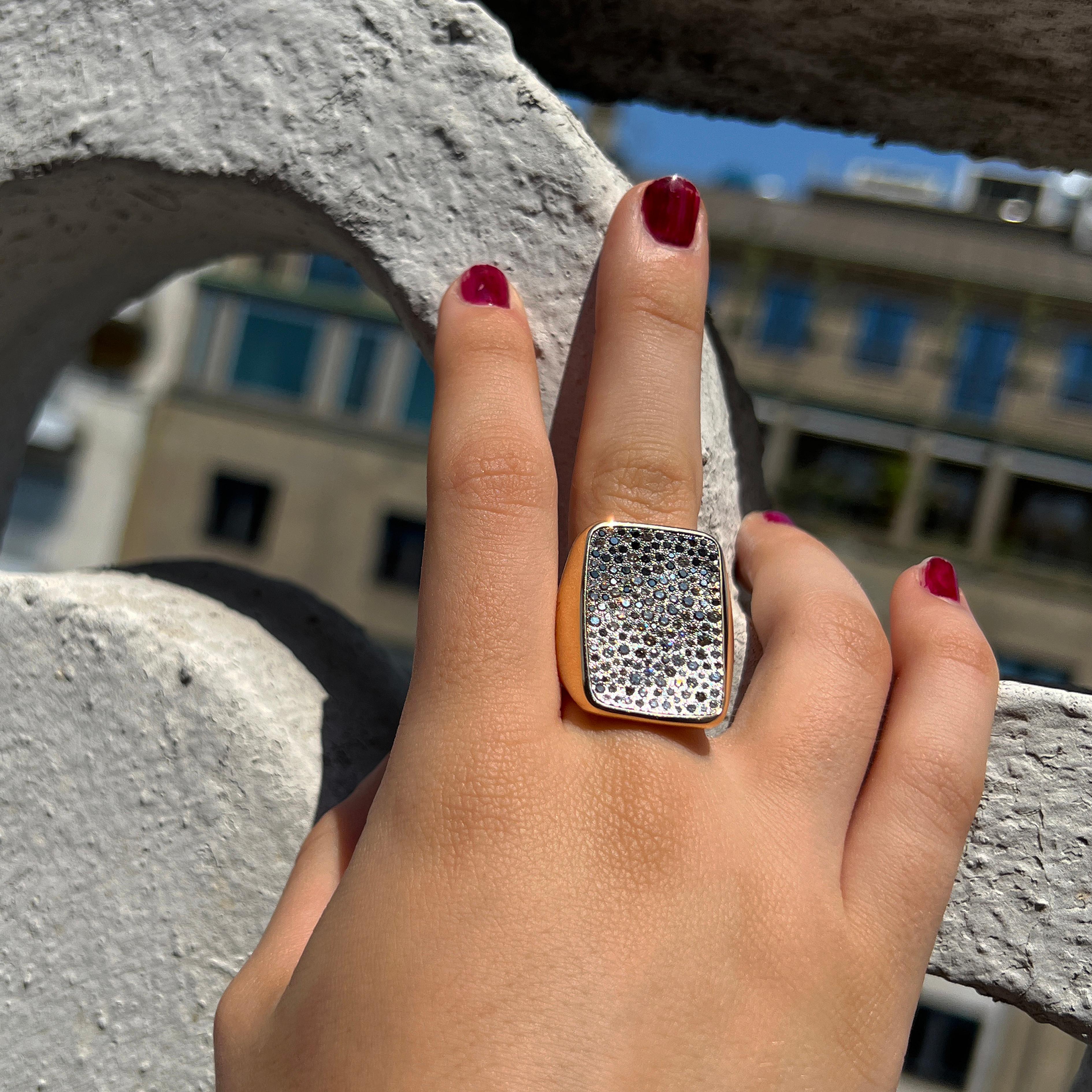 Pomellato Sabbia Dégradé Diamond Rose Gold Rectangular Shaped Cocktail Ring For Sale 8