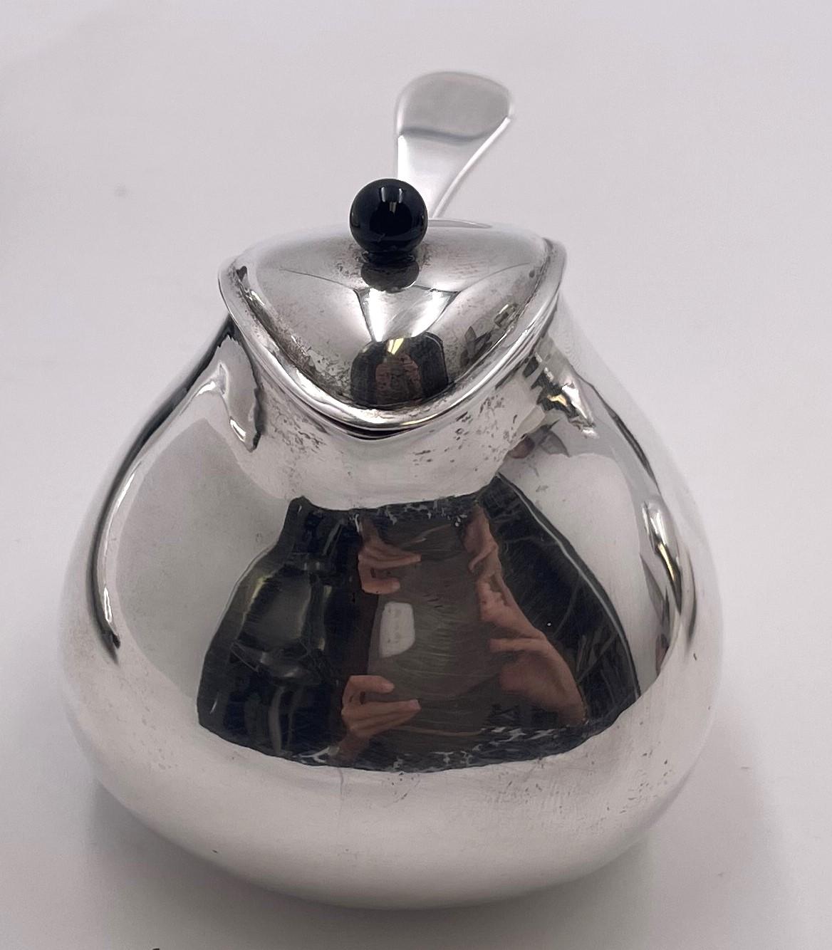 XX secolo Pomellato, piatto da miele in argento sterling su vassoio in stile metà secolo moderno in vendita