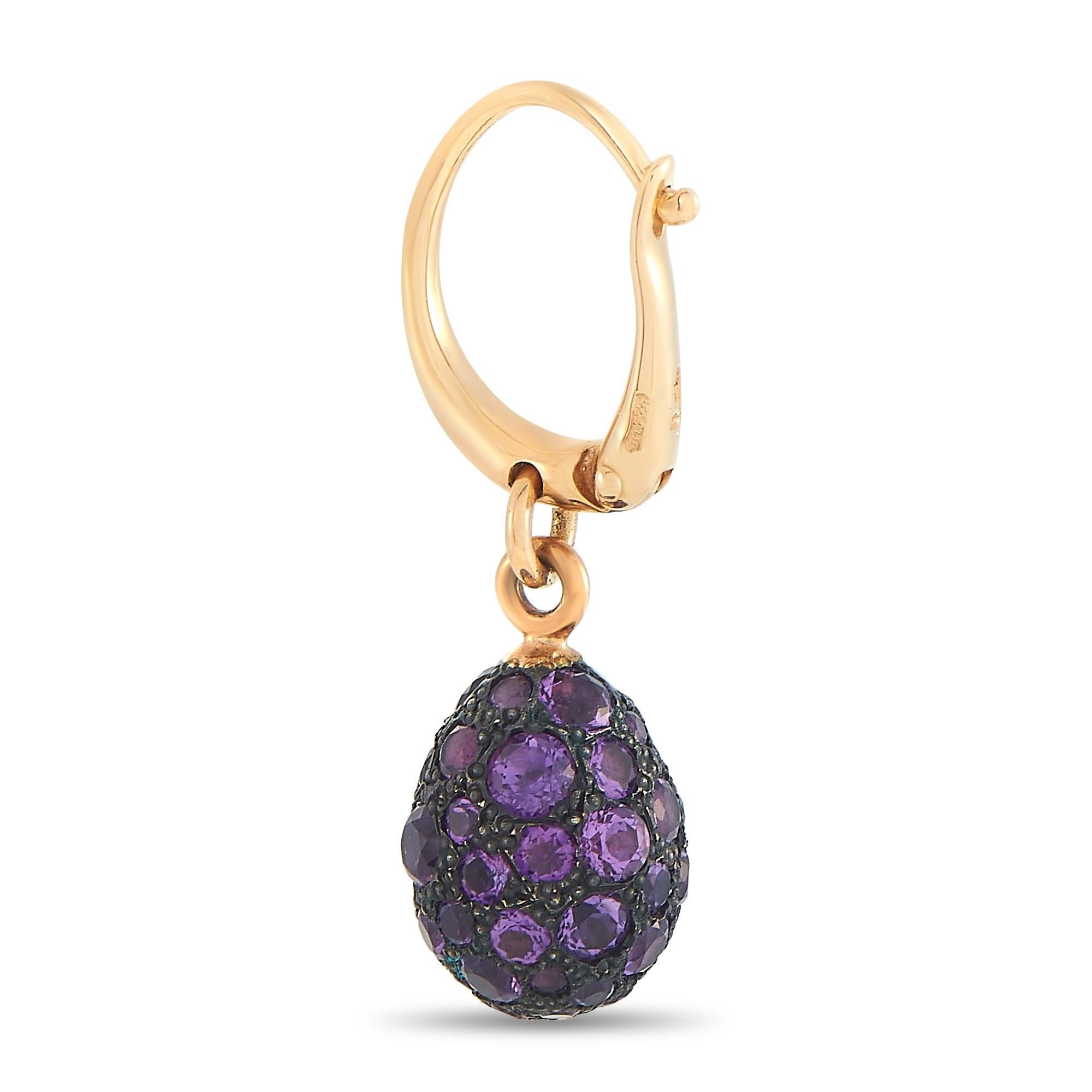 Instantly add interest to any of your looks with the Pomellato 18K Rose Gold Tabou Amethyst Drop Earrings. This pair features faceted purple amethyst stones in different shapes and sizes set in burnished silver and 18K rose gold. The earrings are