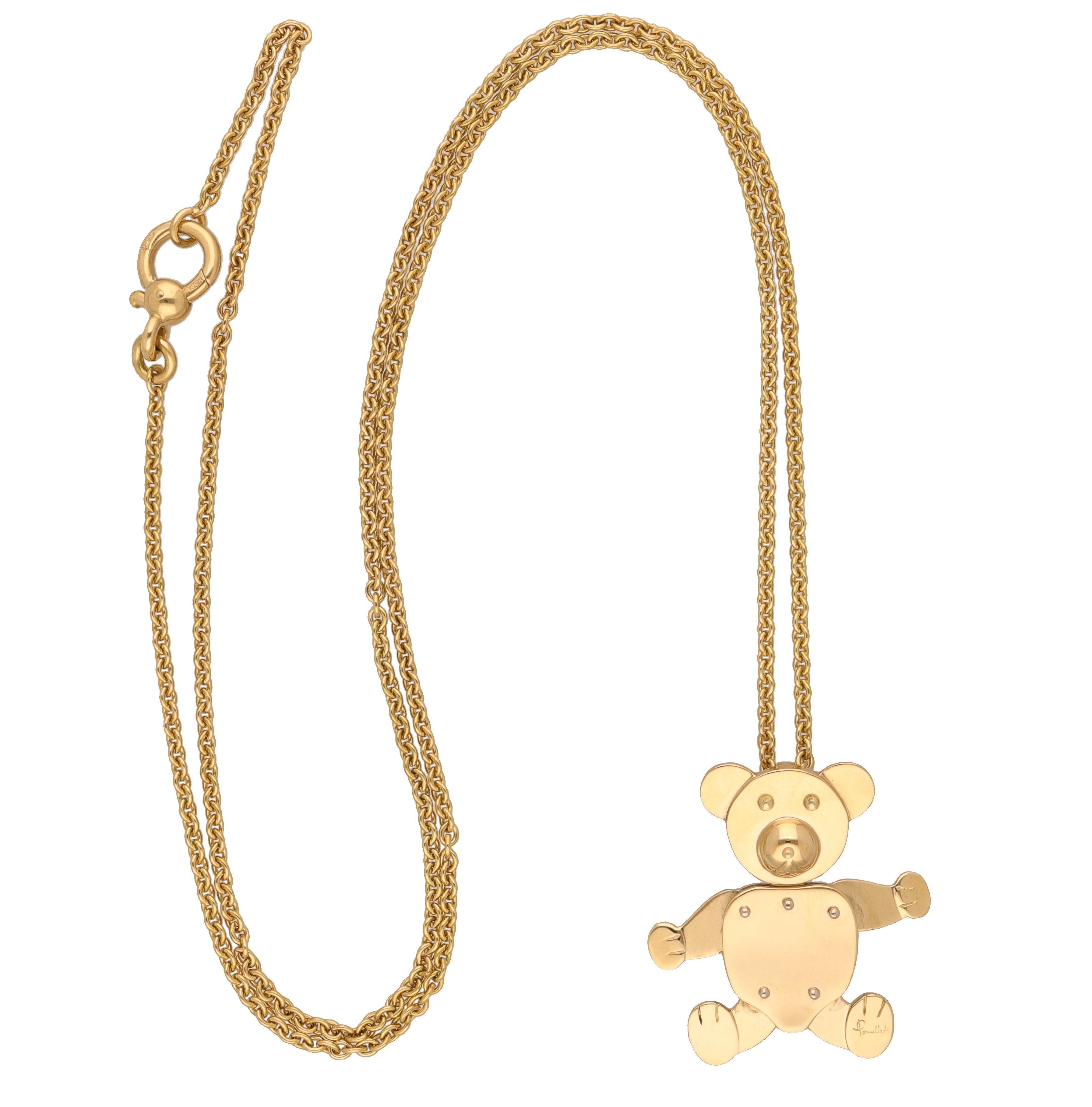 18 karat yellow gold necklace signed by Pomellato.
This iconic charm necklace is hand-made in Italy. 
2000 ca.
The charm is detachable and is designed as a teddy bear.
Necklace length cm. 80
Charm length cm. 4.00
Weight gr. 42.50