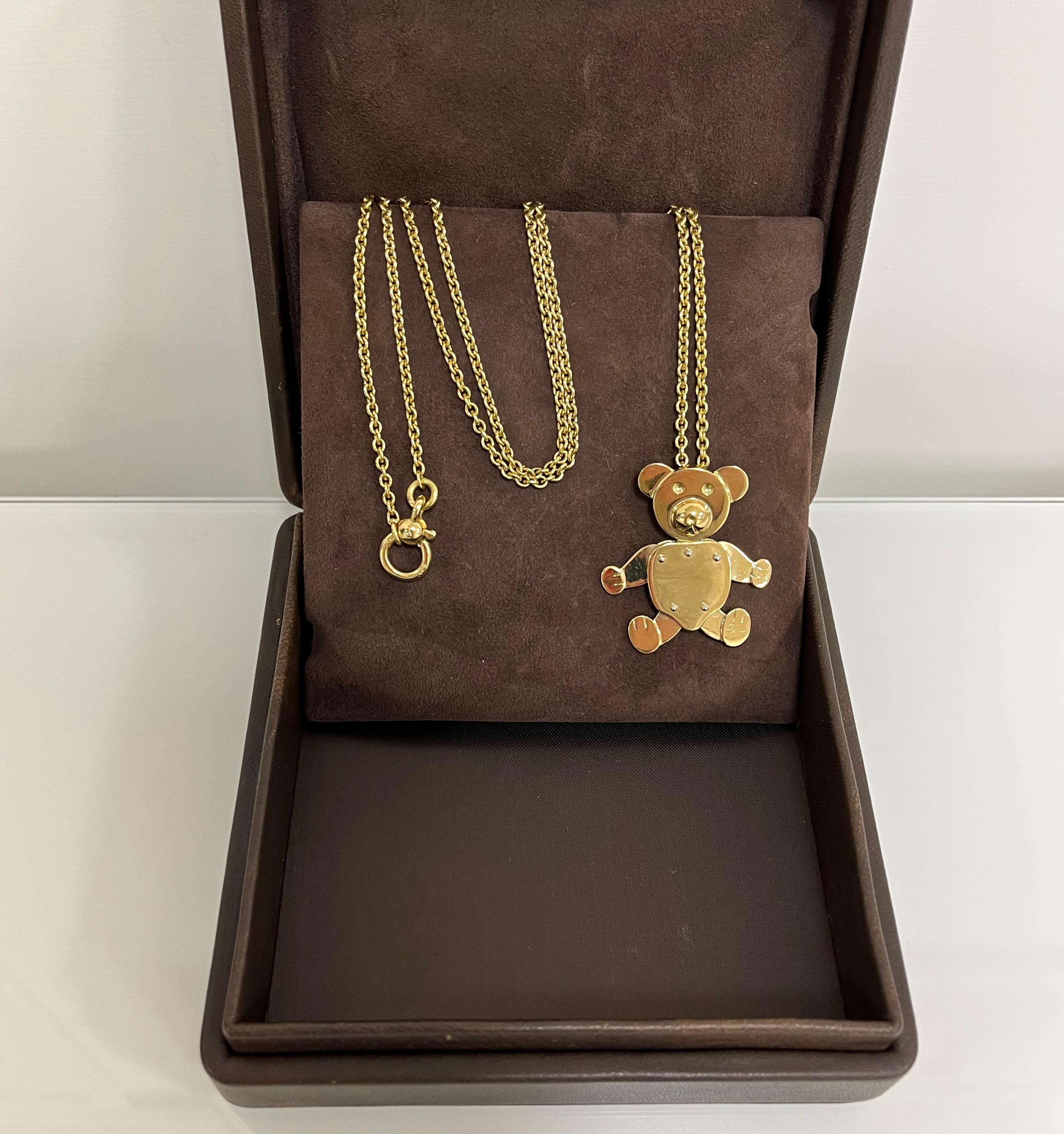 Pomellato Teddy Bear 18 Karat Yellow Gold Charm Necklace In Excellent Condition In Rome, IT