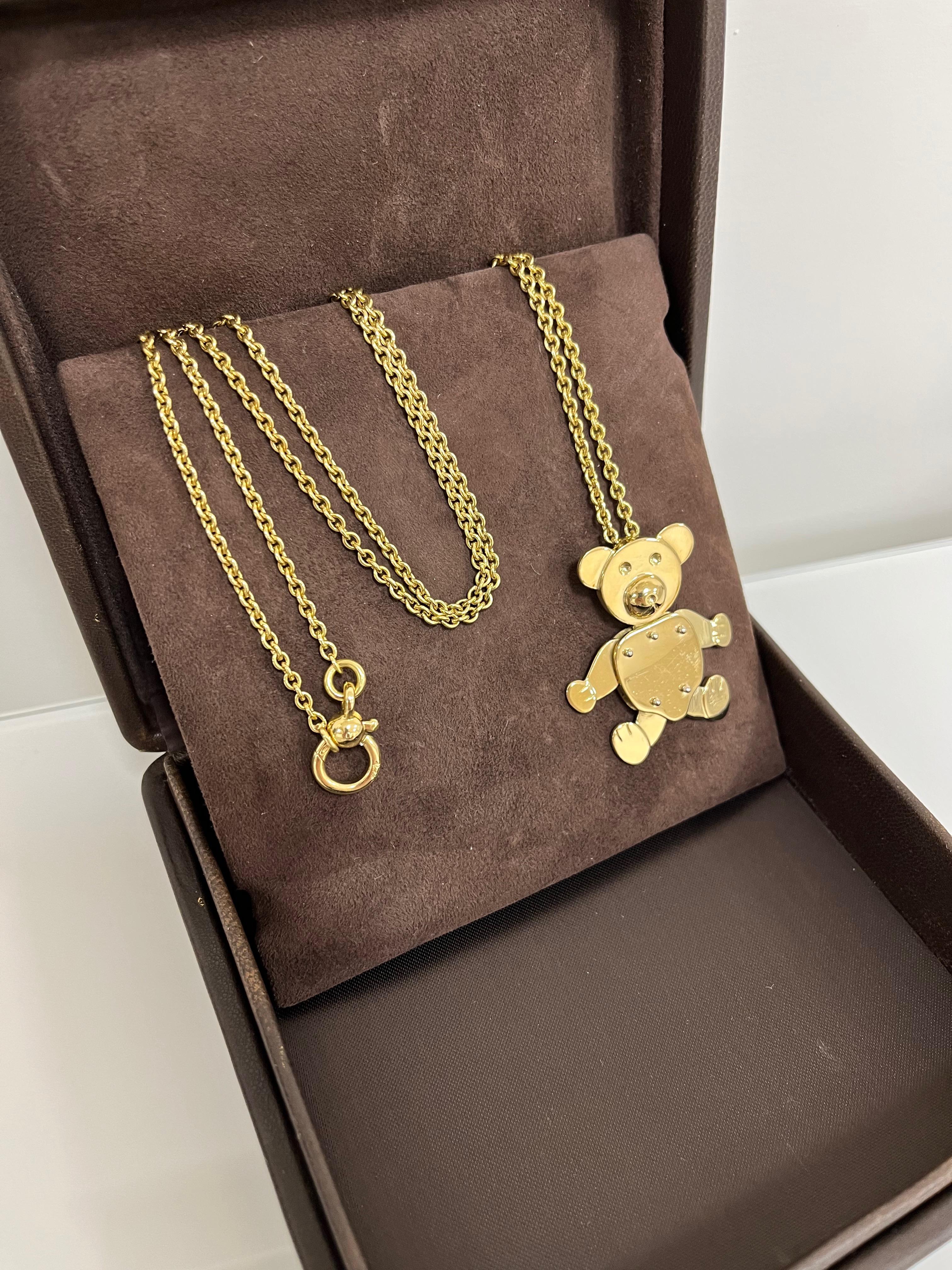 Women's or Men's Pomellato Teddy Bear 18 Karat Yellow Gold Charm Necklace