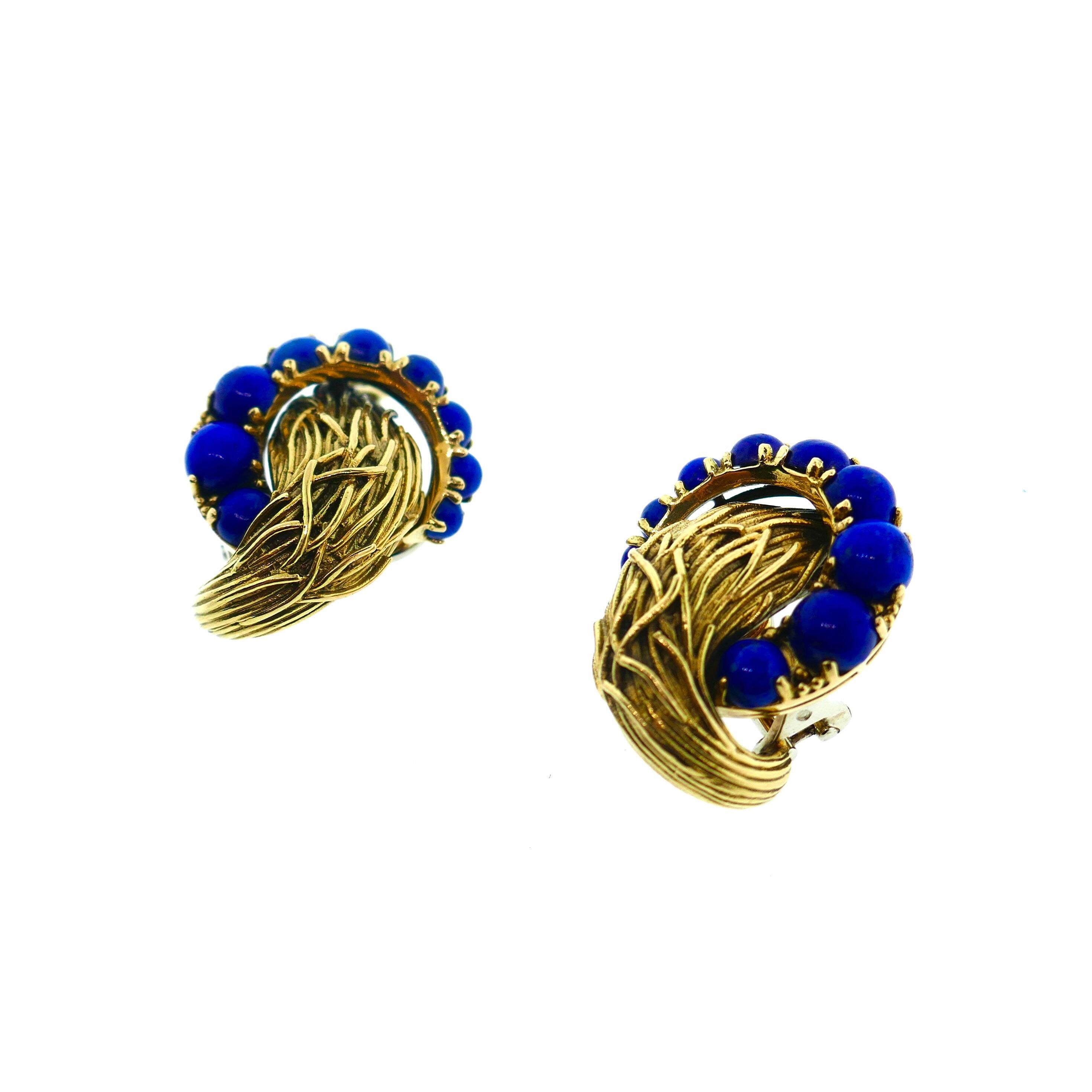 Pomellato Textured Yellow Gold Lapis Earrings In Excellent Condition In Beverly Hills, CA