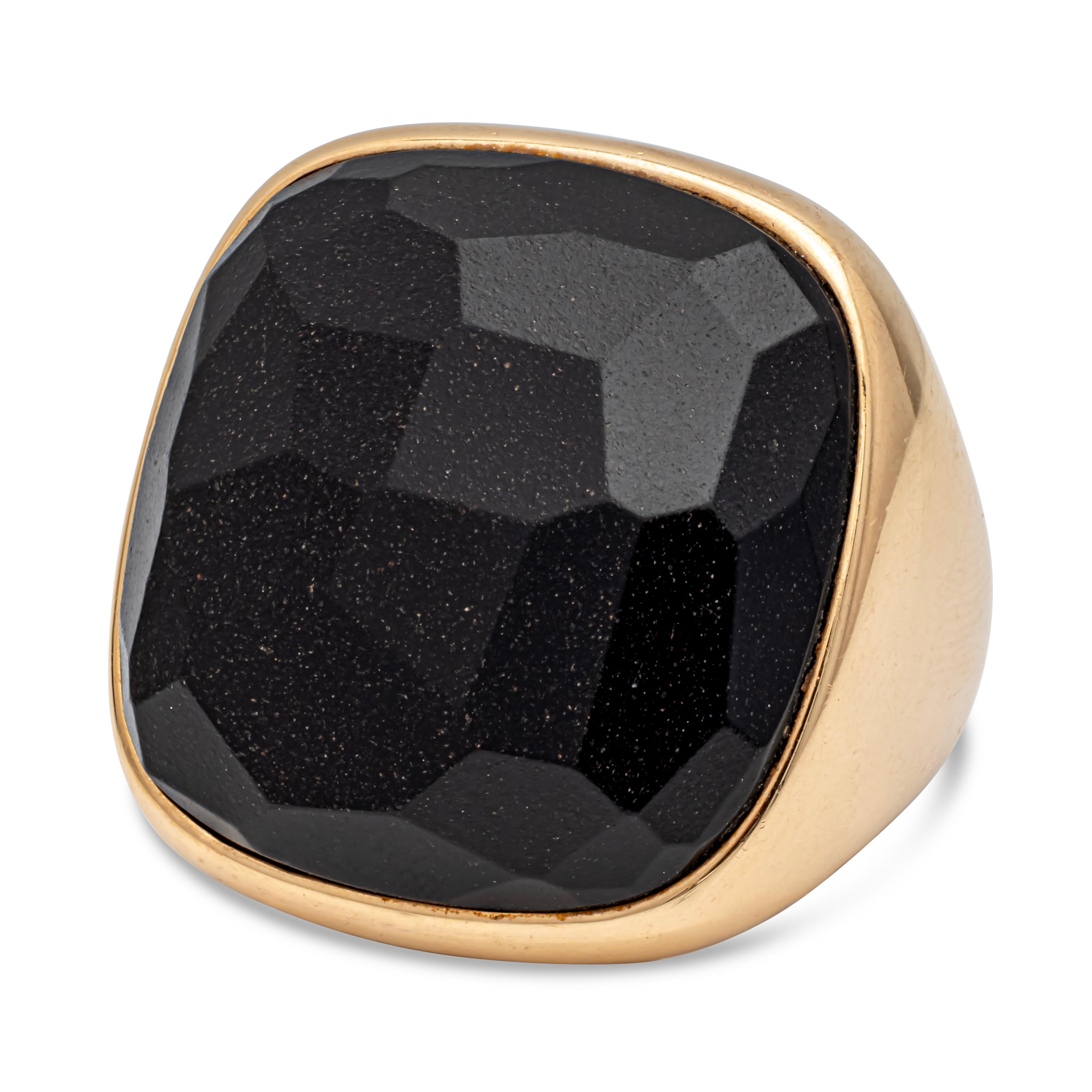 Contemporary Pomellato Victoria Black Jet Amulet Fashion Ring in 18K Rose Gold For Sale