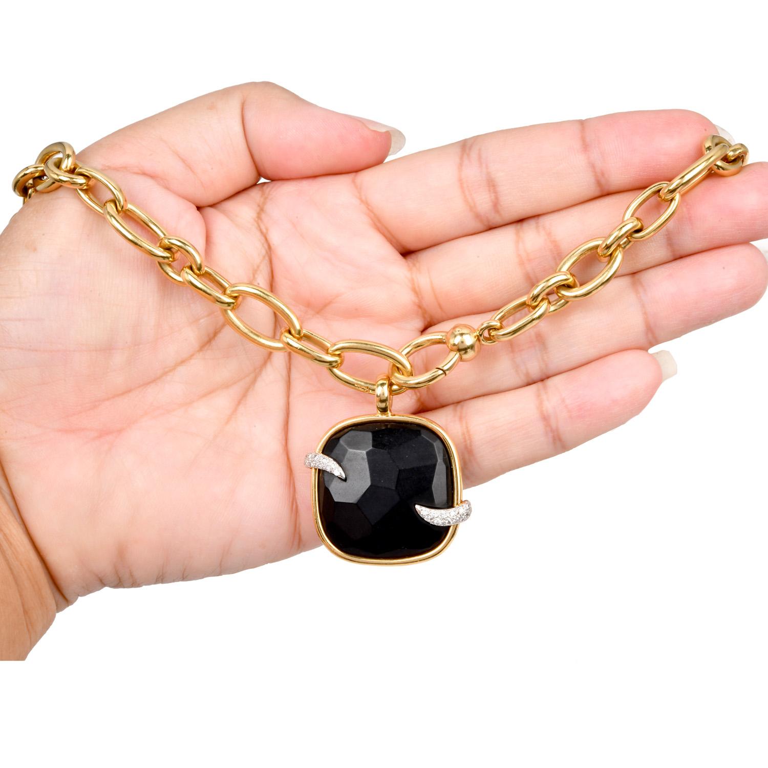 Pomellato Victoria Cushion-Cut  Black Jet  18K  Gold Chain Link Necklace For Sale 1