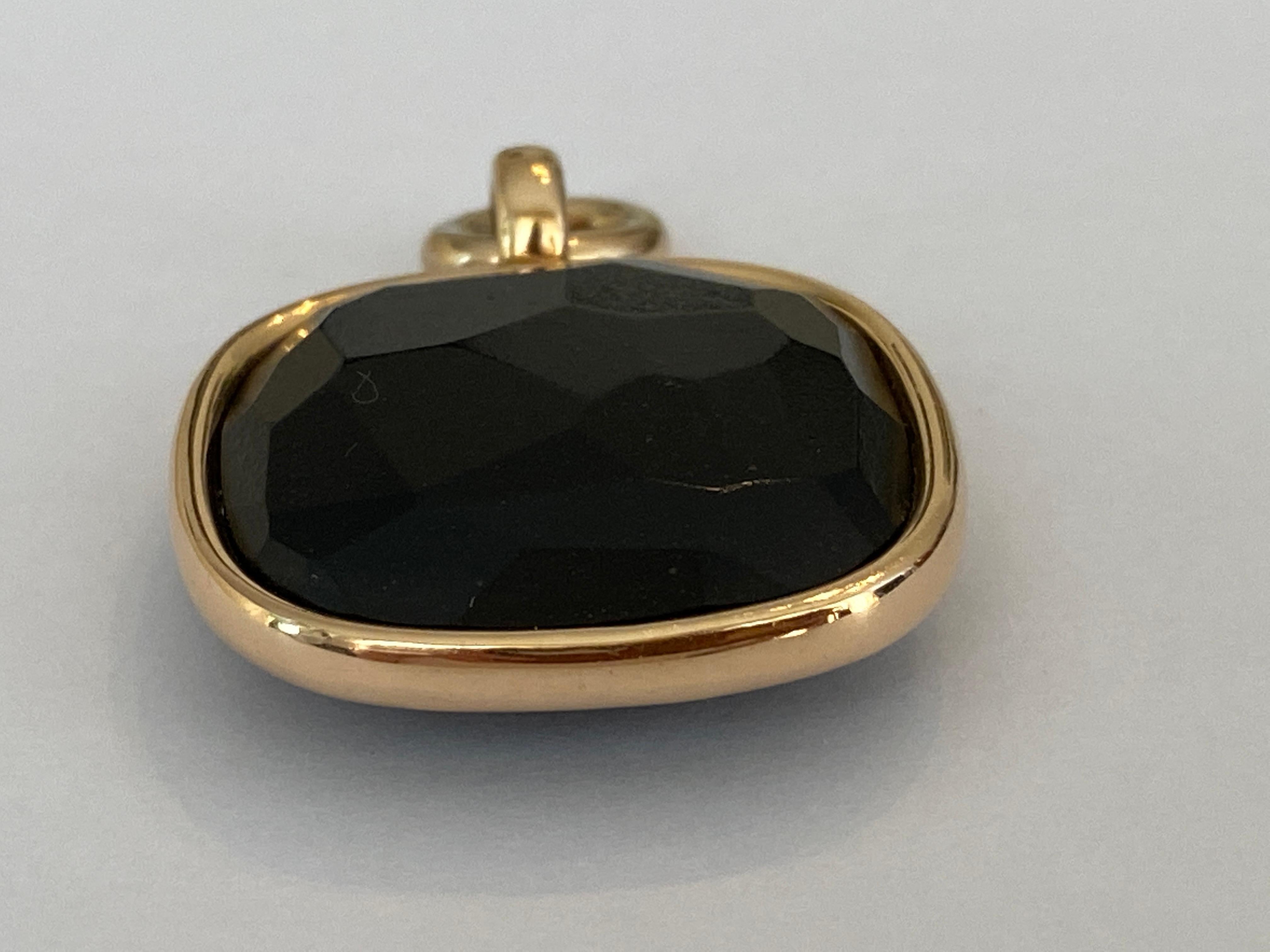 Women's or Men's Pomellato Victoria Pendant 18k Yellow Gold  Extra Large Jet Pendant For Sale