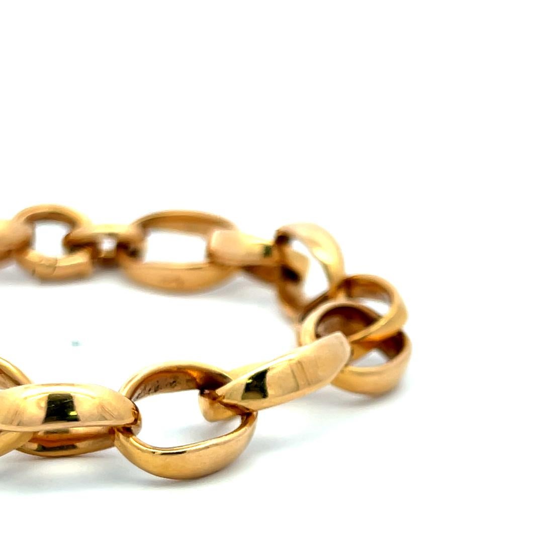 Pomellato Vintage 43.90 Grammes Bracelet à maillons en or jaune 18 carats en vente 1