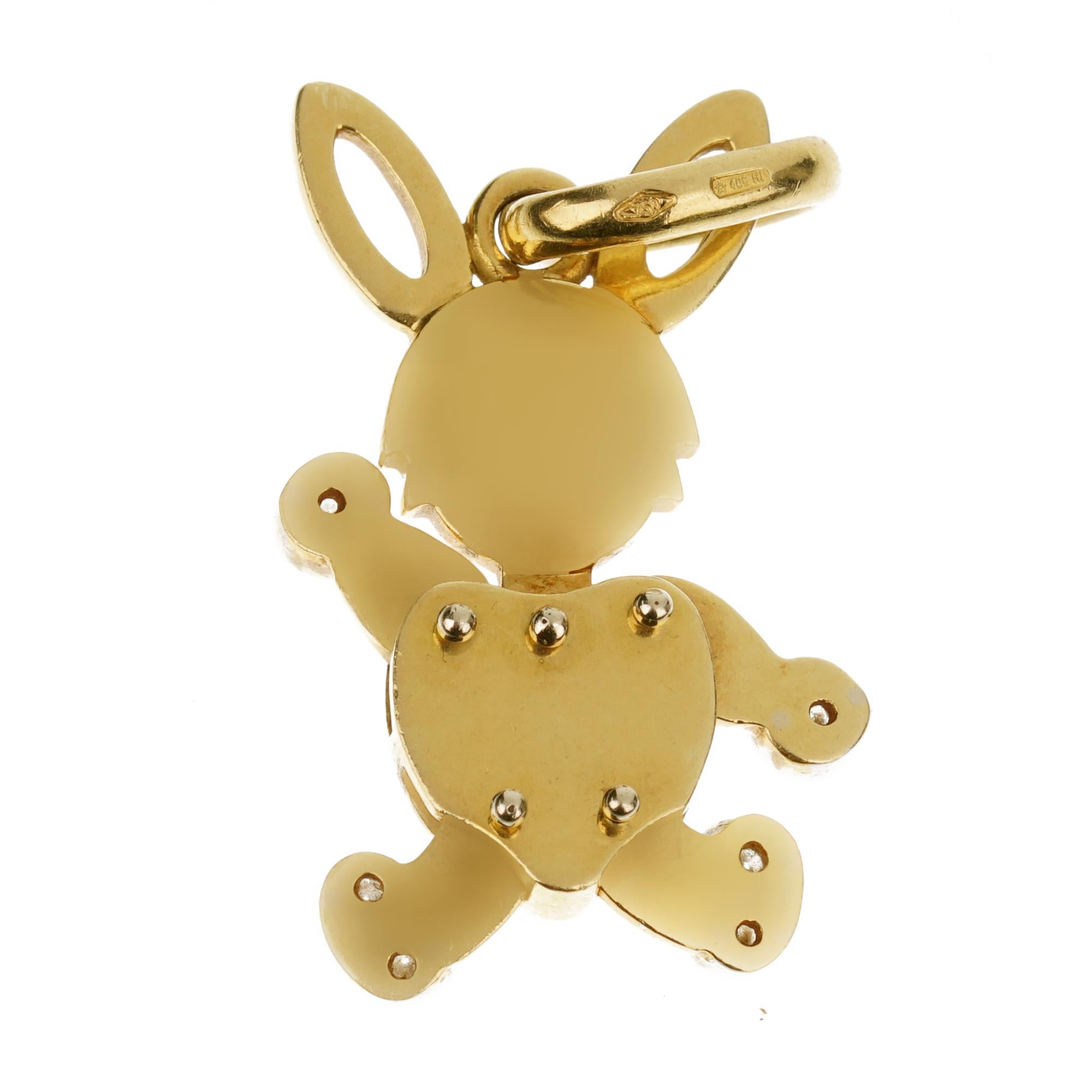 This exquisite Pomellato Vintage Bunny Charm Pendant is a mesmerizing piece that exudes both charm and luxury. Crafted with meticulous attention to detail, this pendant showcases the brand's renowned craftsmanship and innovative design. The pendant