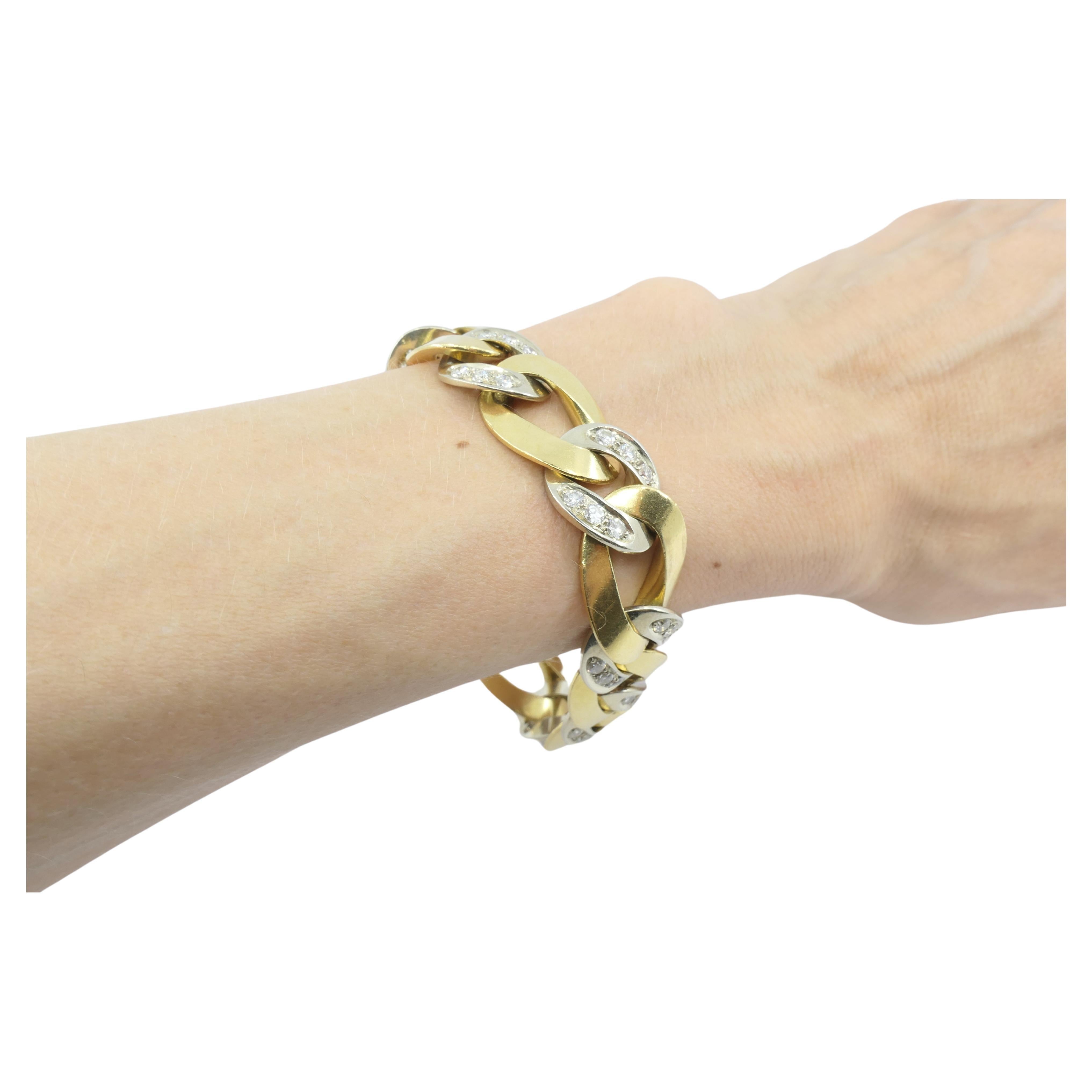 Pomellato White and Yellow Gold Diamond Link Bracelet For Sale 4