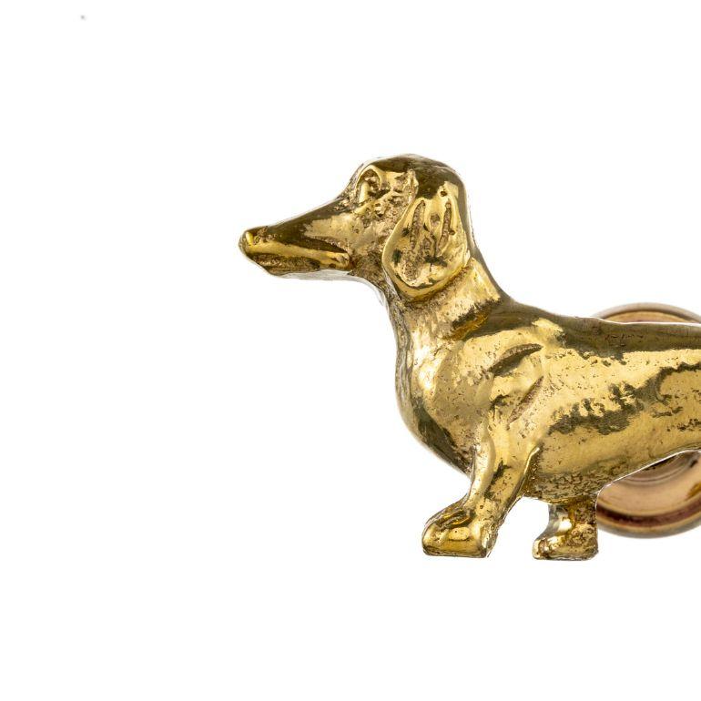 Discover the unique charm of our dachshund-shaped brass knob. Carefully crafted, this adorable accessory adds a touch of personality to any space.
