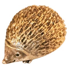 Chalet small brass knob in the shape of a hedgehog