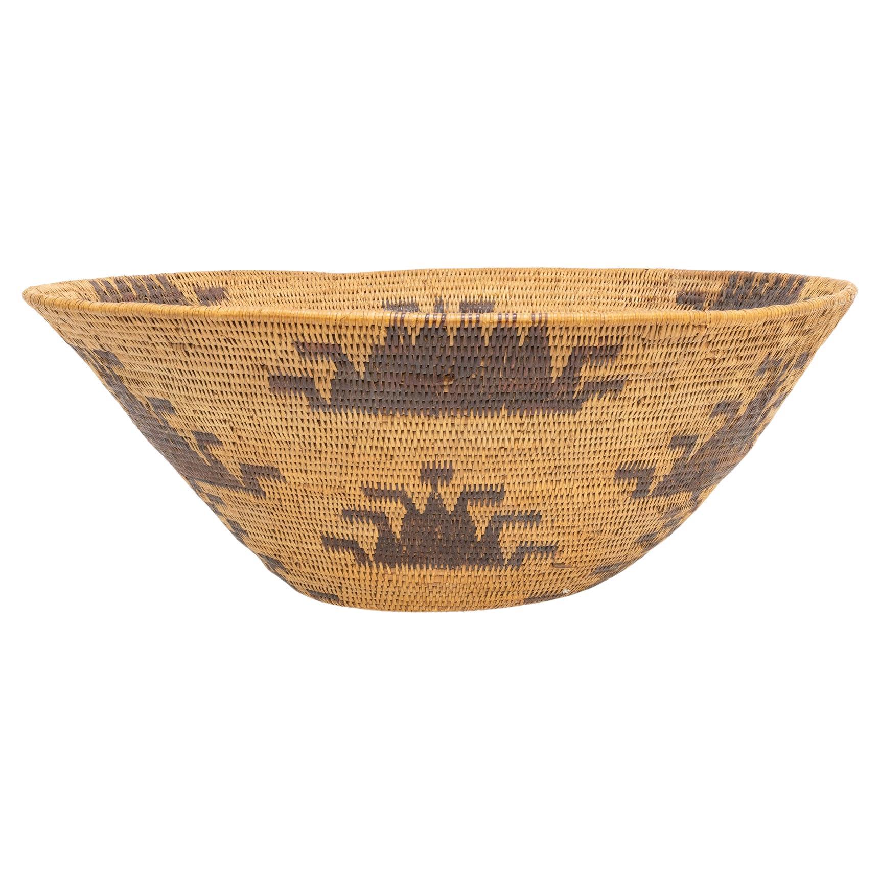 Pomo Basket