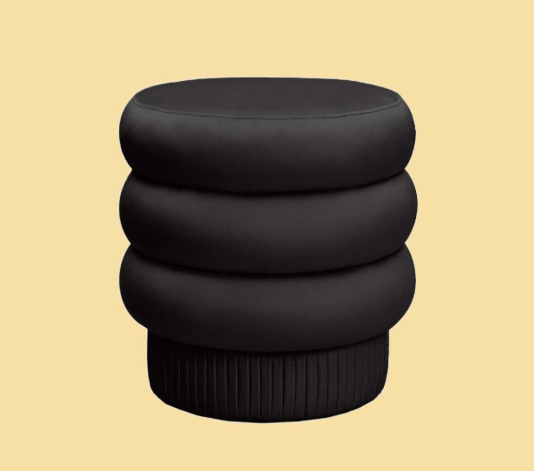 Velluto Pouf scultoreo in velluto Pompa Contemporary di Houtique in vendita