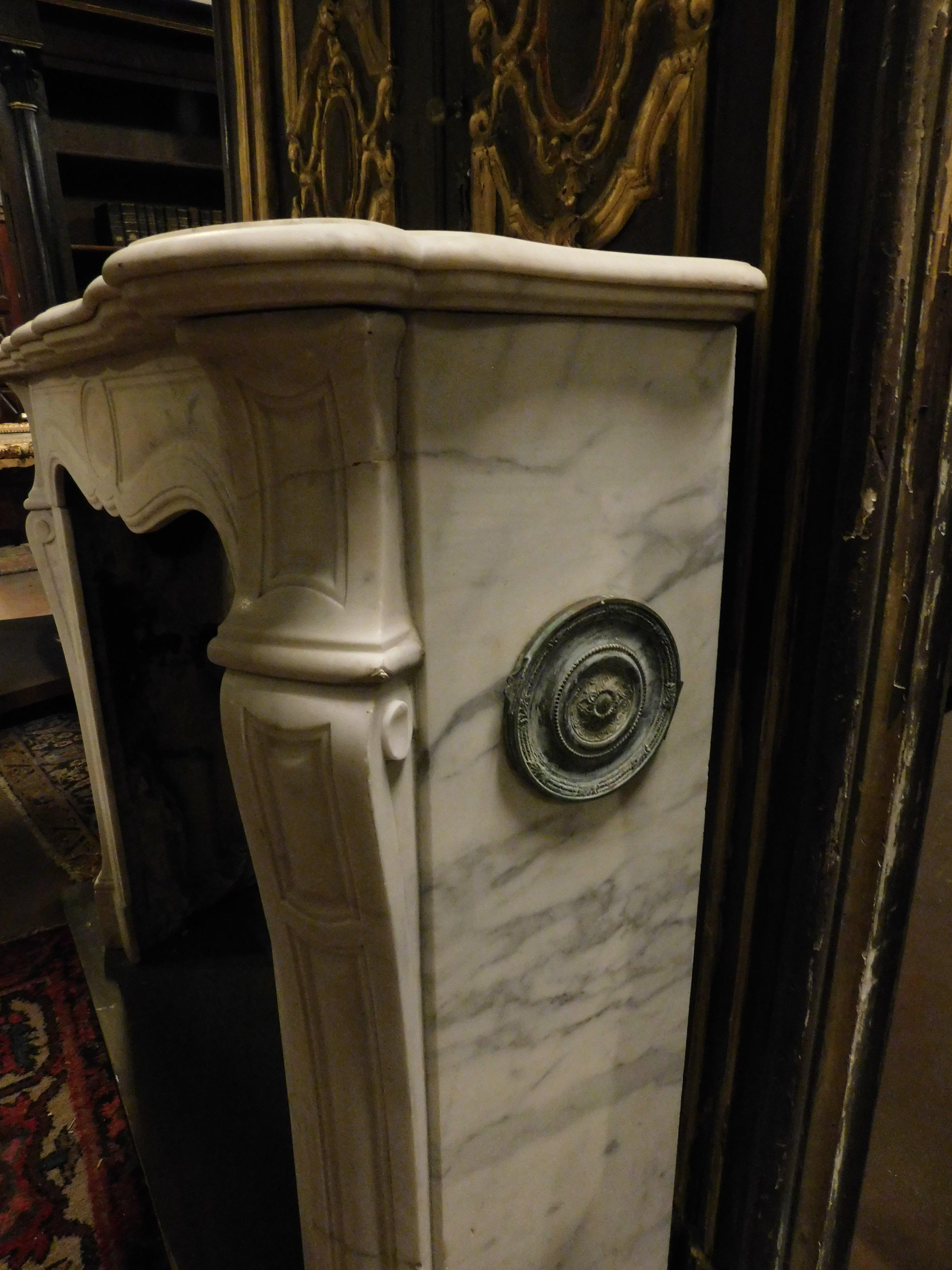 19th Century Pompadour model mantle fireplace in white Carrara marble, France