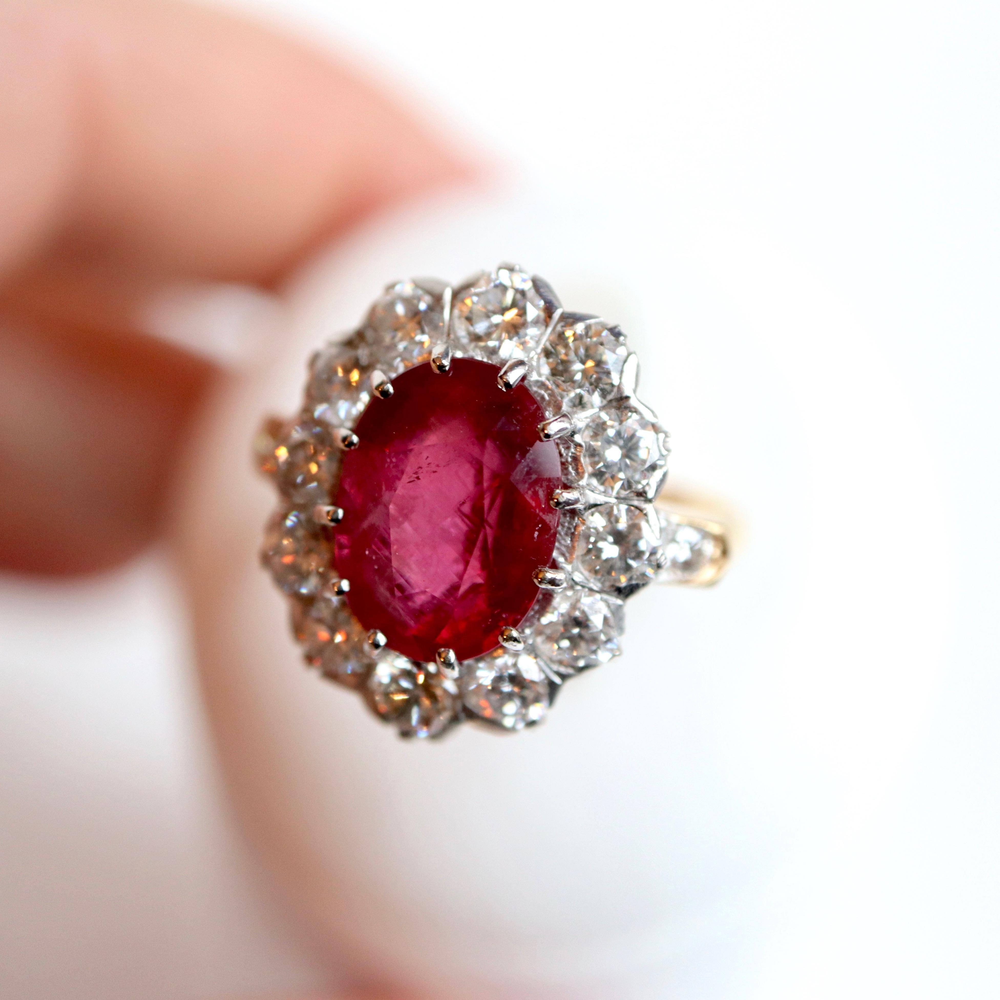 Oval Cut Pompadour Model Ring in 18K Yellow Gold, Diamonds and 5.12K Rubies For Sale