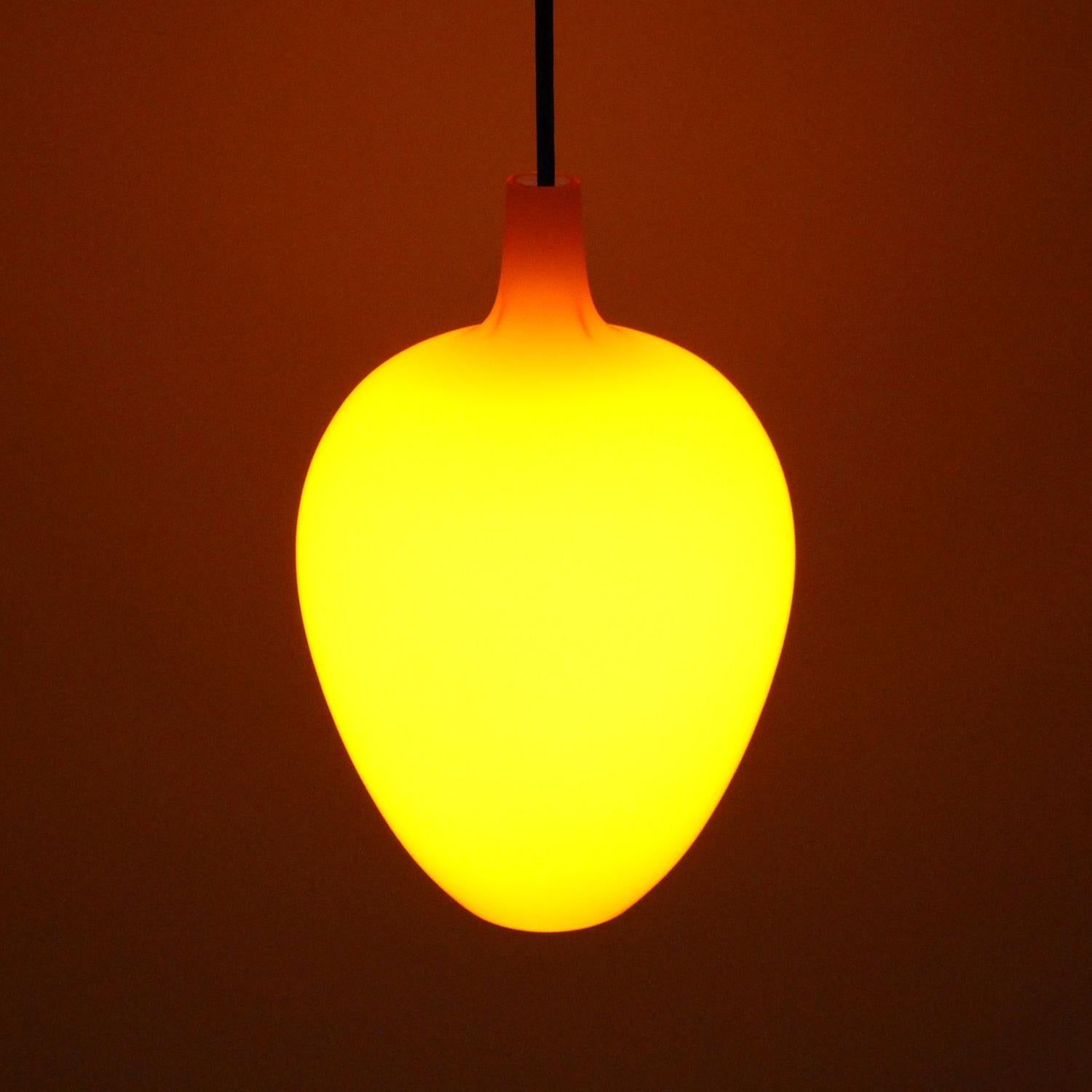 Pompei Blown Glass Lamp by Jo Hammerborg for Fog & Morup and Holmegaard in 1963 (Mitte des 20. Jahrhunderts)