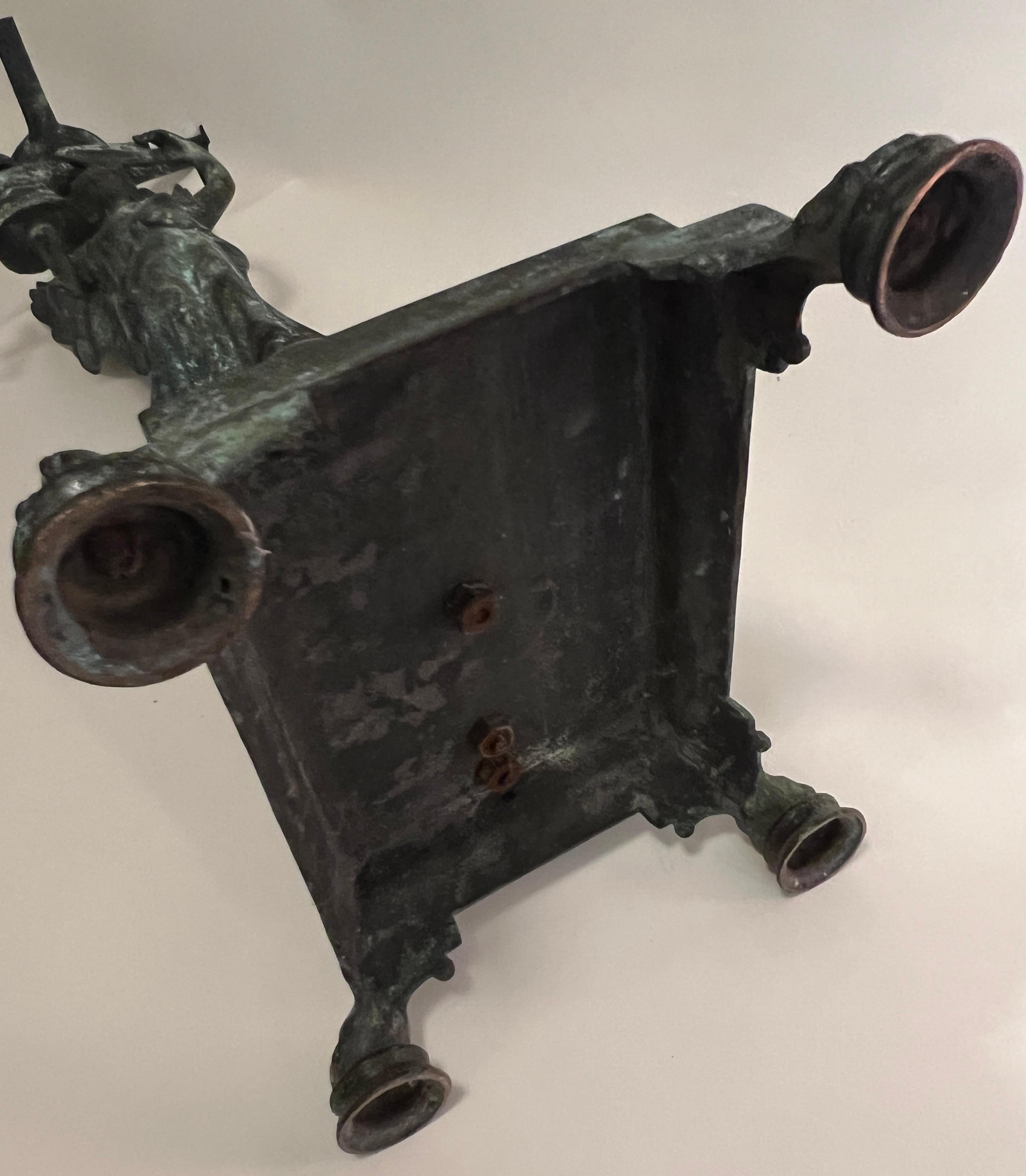 Table en bronze à vert-de-gris de Pompeii avec Nike et trophée, Italie, XIXe siècle en vente 5