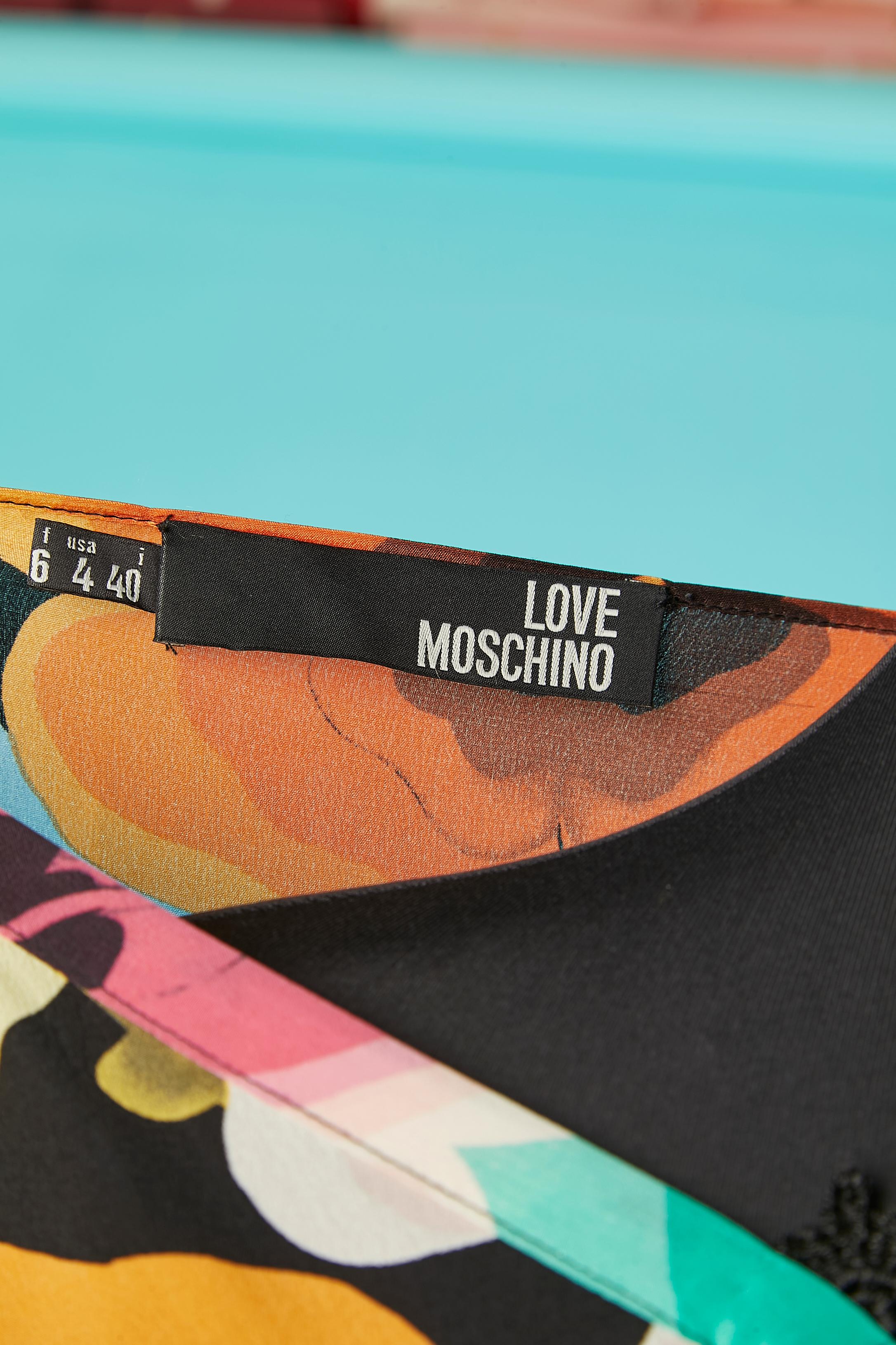 Poncho avec imprimé floral multicolore et détails en dentelle noire LOVE MOSCHINO  en vente 2