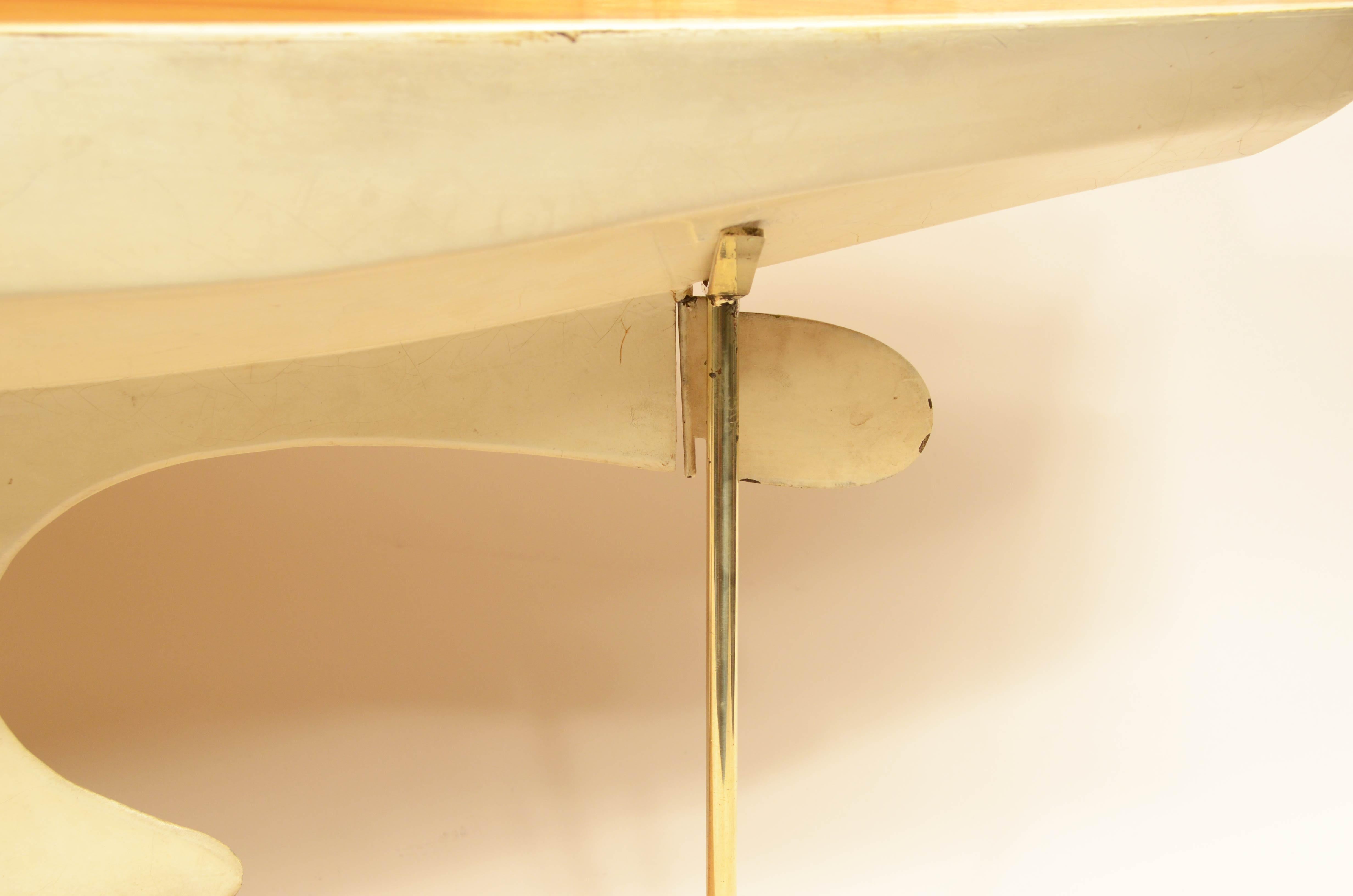 Pond Model made in 1930 of a yacht used to navigate ponds For Sale 11