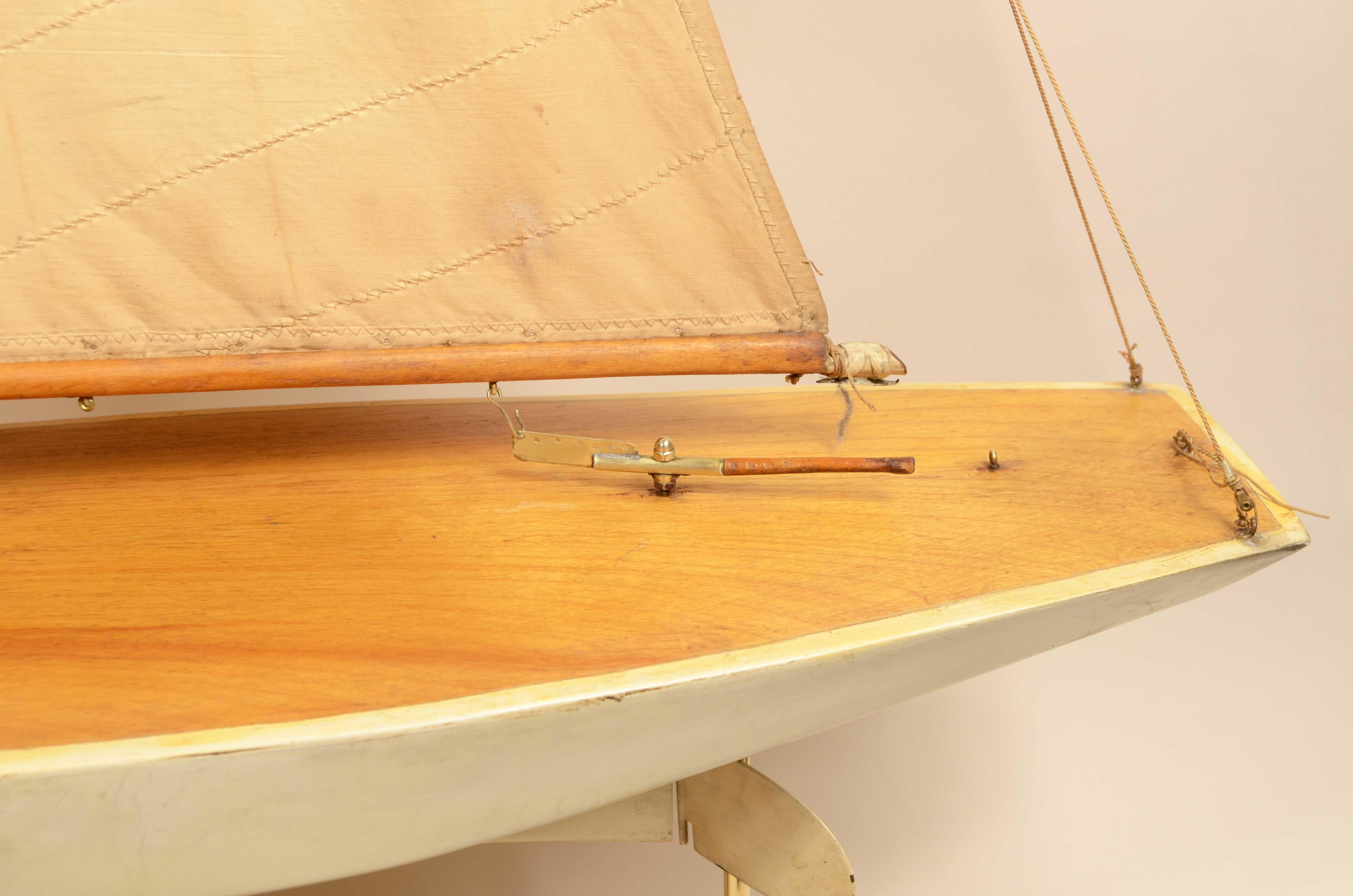 Mid-20th Century Pond Model made in 1930 of a yacht used to navigate ponds For Sale