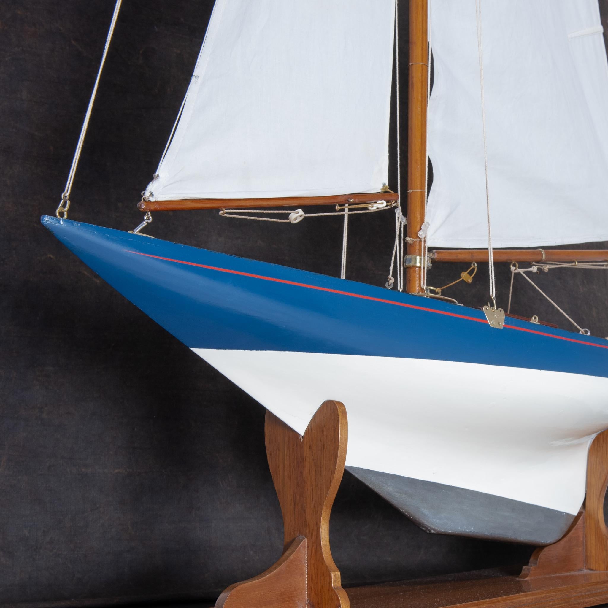 Early 20th Century Pond Yacht 'Monarch', circa 1920