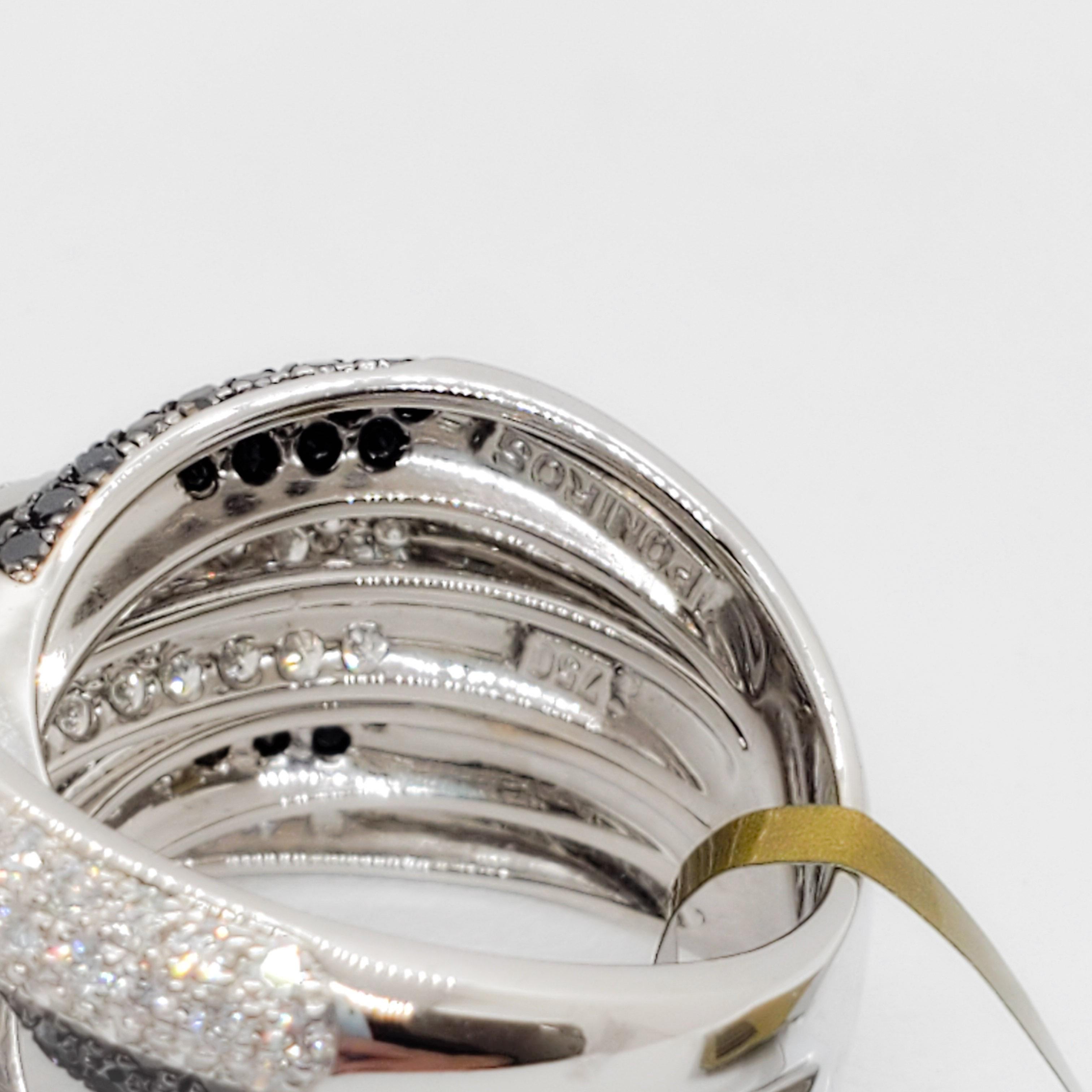Poniros Weißer Diamant und schwarzer Diamant Pave Ring in 18 Karat Weißgold (Rundschliff)