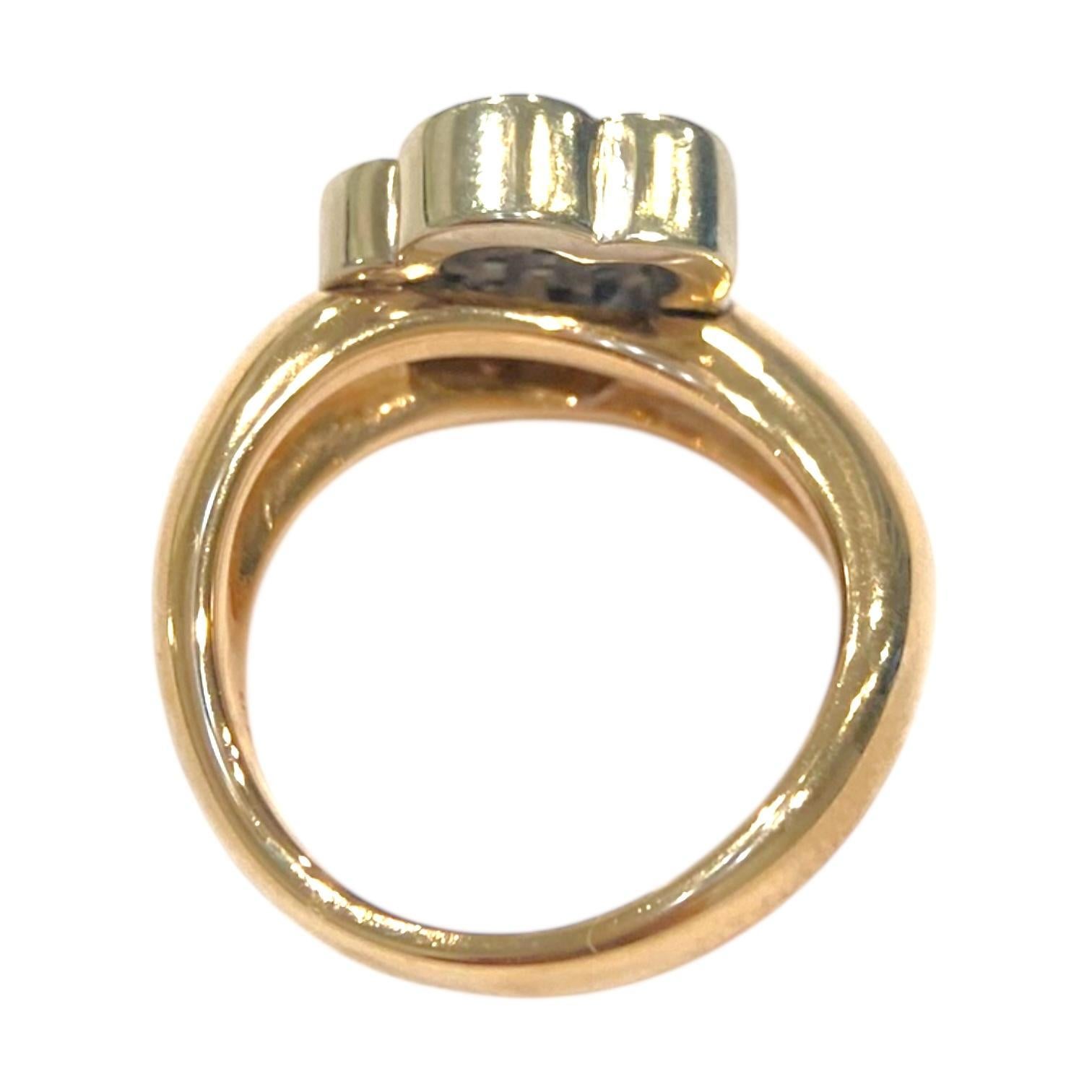 Ponte Vecchio Bague fleur en diamant pavé 18K en vente 4