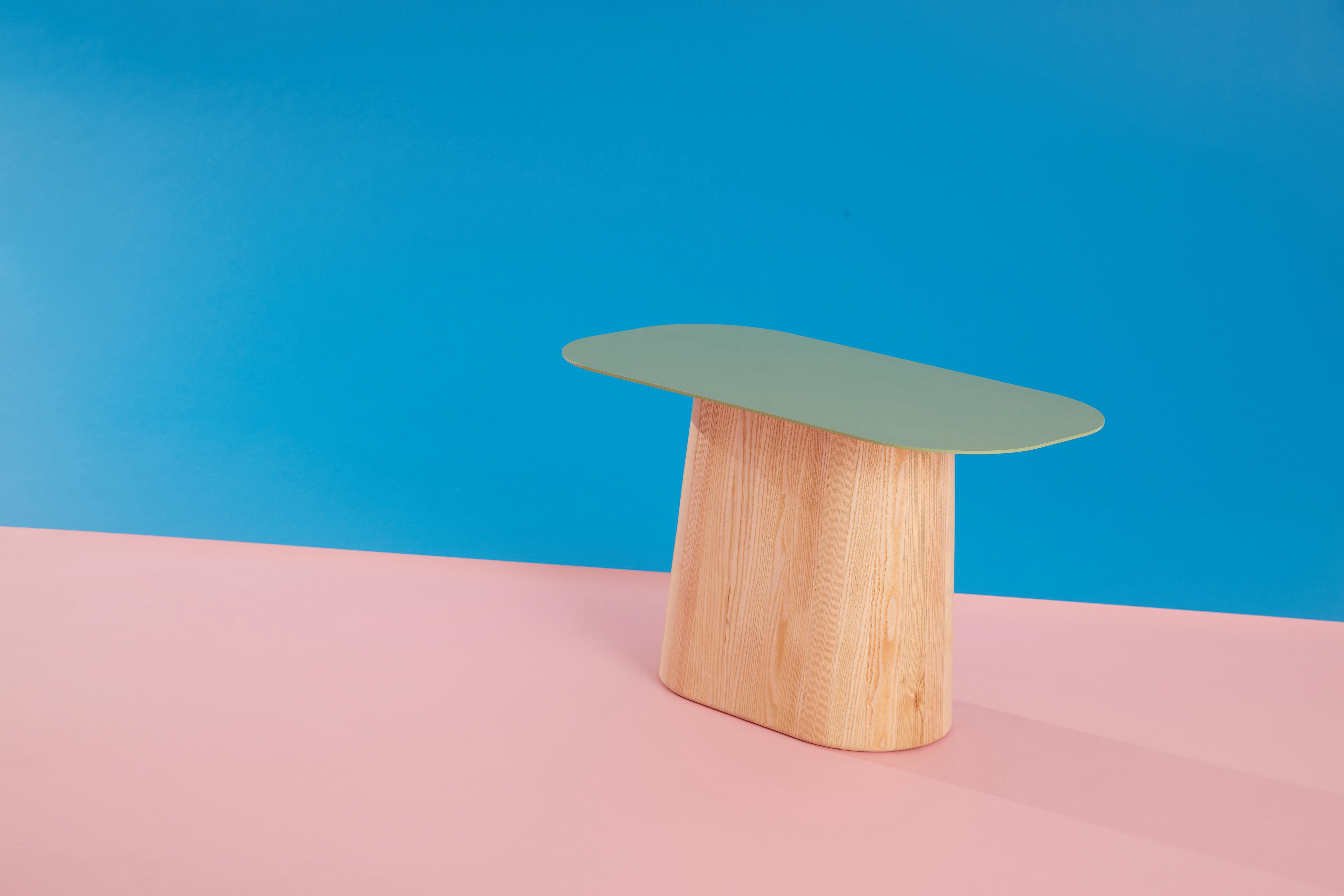 Ponti Coffee Table in Natural Walnut Wood And Steel by Heilig Objects For Sale 5