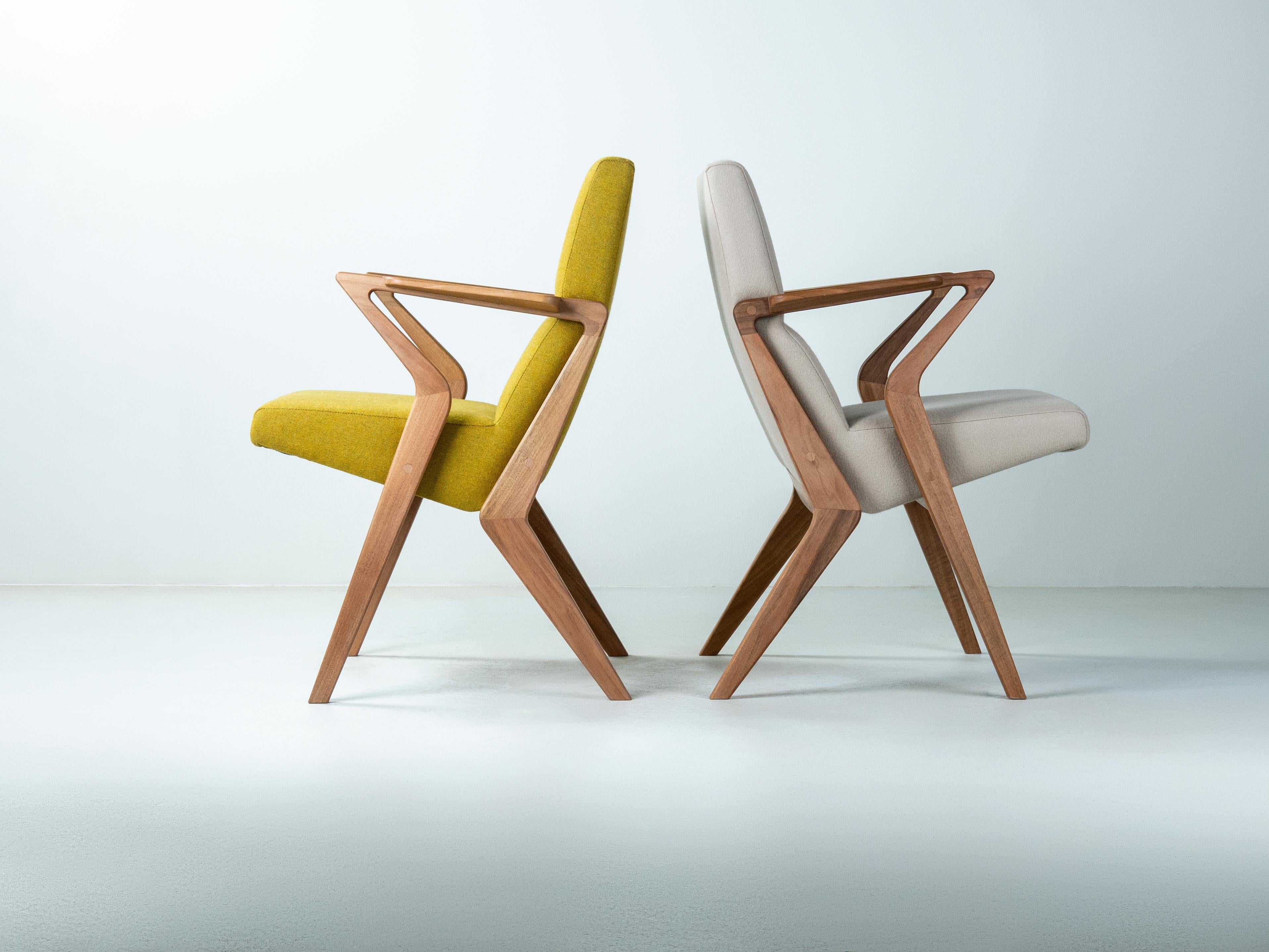 Contemporary Ponti Dining Chair For Sale