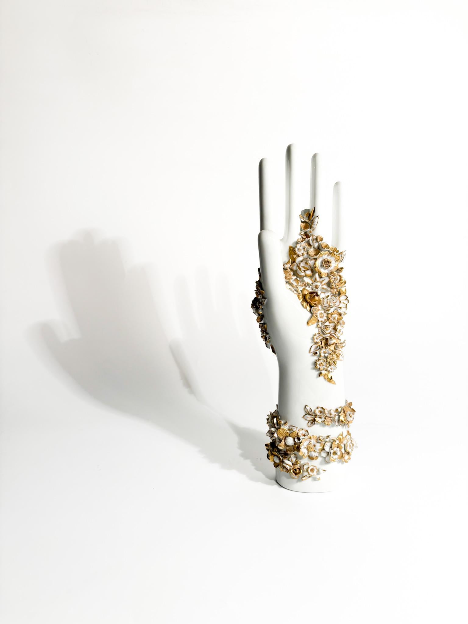 Art Deco Ponti White and Gold Flowered Hand Art by Gio Ponti for Richard Ginori 1980s For Sale