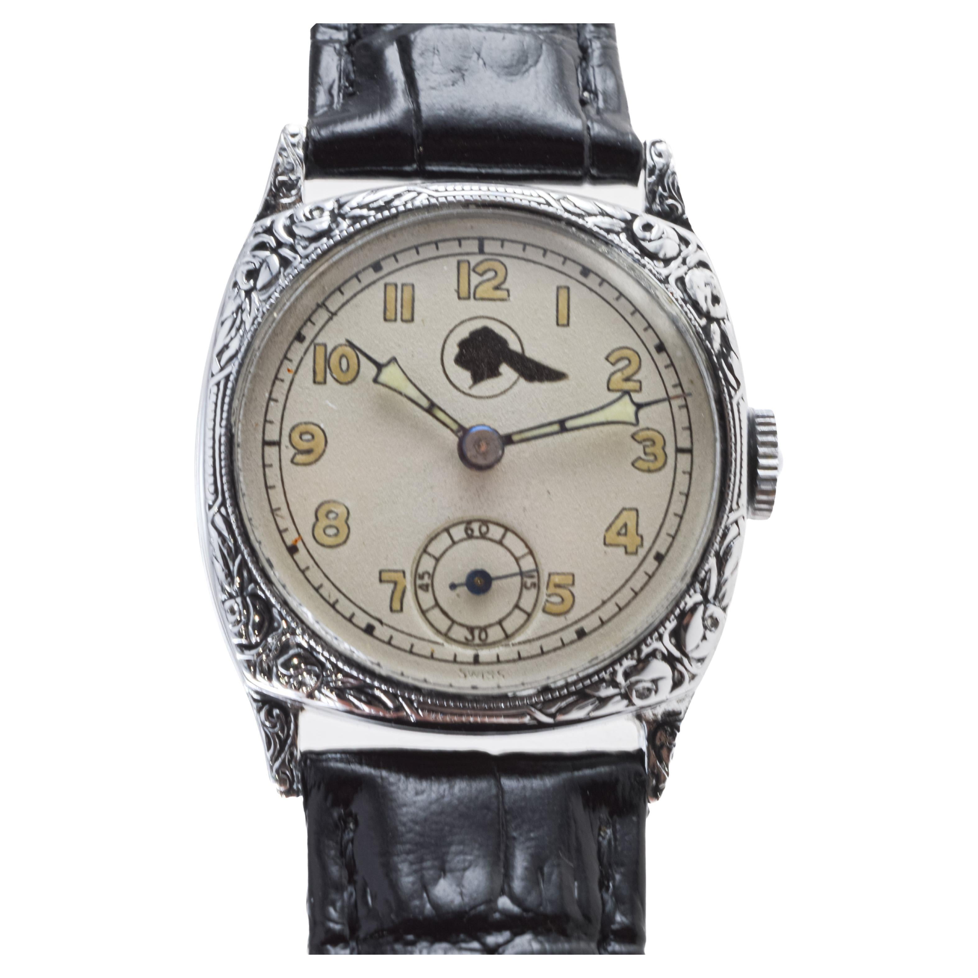 Pontiac Logo Art Deco Kissenförmige Uhr mit hellem Zifferblatt und Leuchtzifferblatt 1930er Jahre im Angebot 3