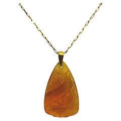 PONTIEL Art Deco Molded Amber Glass with Floral Motif Pendant Necklace