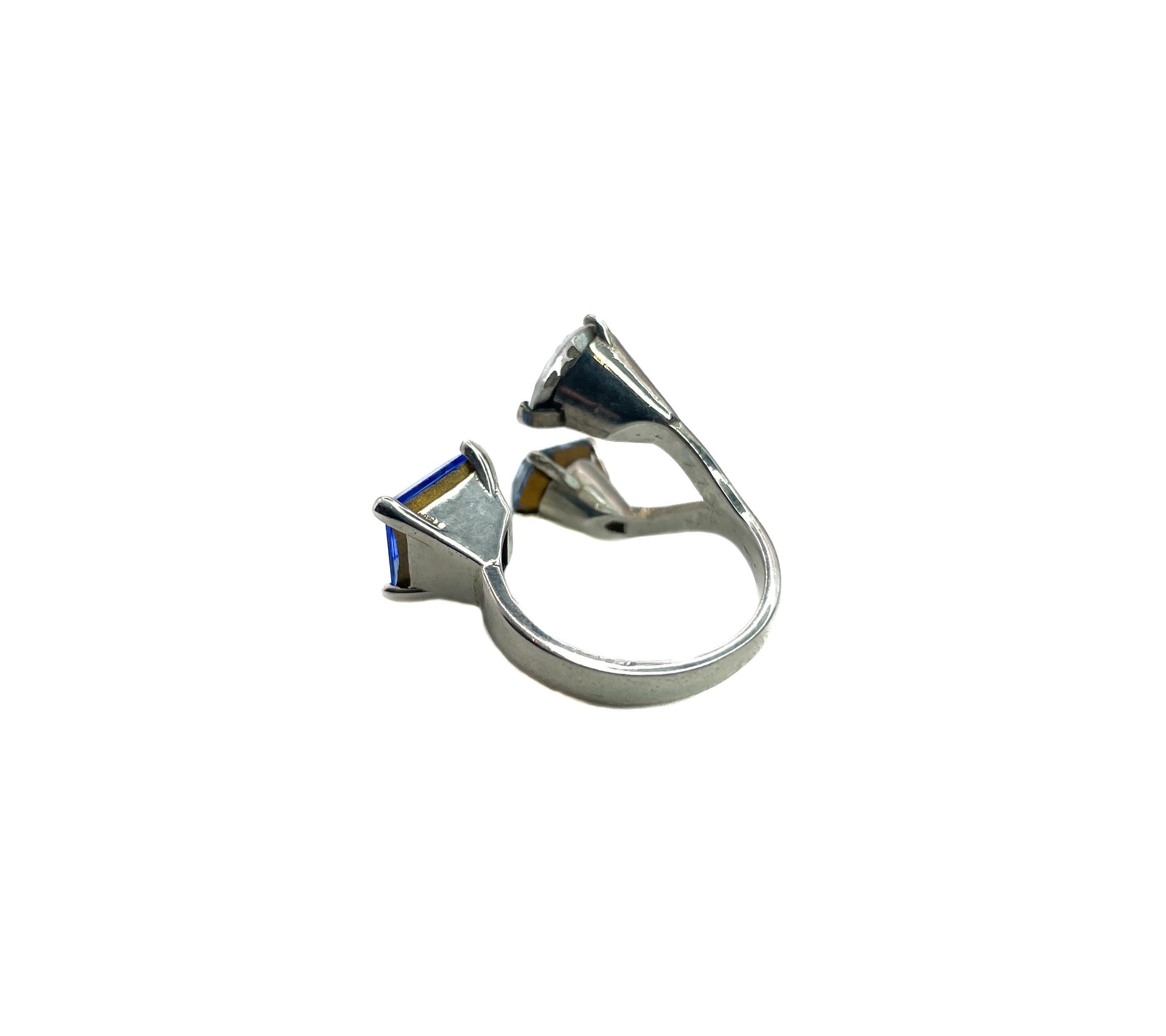 Contemporary PONTIEL Floating Trio Crystals in Sapphire, Lt. Sapphire, Crystal Anastasia Ring For Sale
