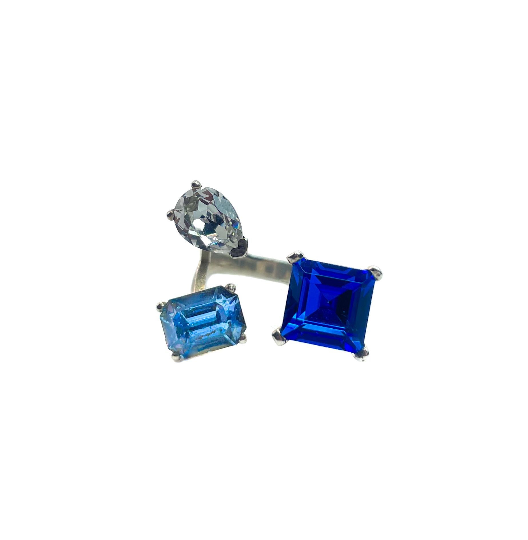 PONTIEL Floating Trio Crystals in Sapphire, Lt. Sapphire, Crystal Anastasia Ring In New Condition For Sale In Houston, TX