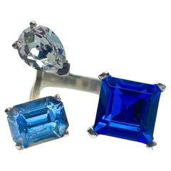 PONTIEL Floating Trio Crystals in Sapphire, Lt. Sapphire, Crystal Anastasia Ring