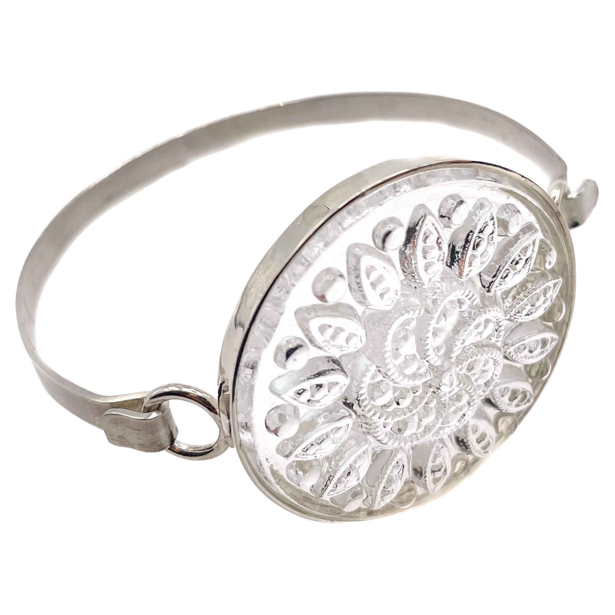PONTIEL Round Camellia Motif Clear Glass with Sterling Silver Bracelet