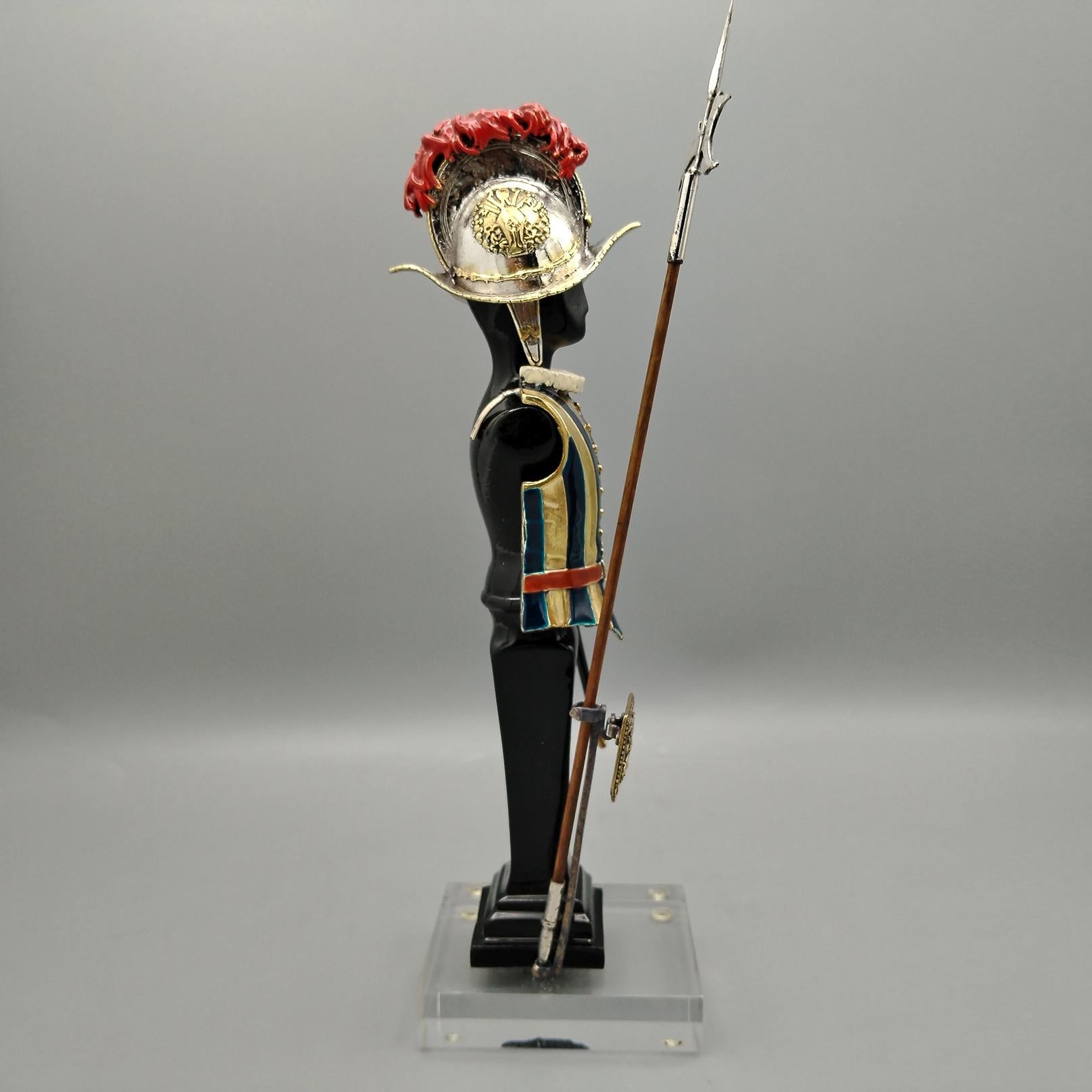 Pontifical Guard Uniform - Swiss Guard in Sterling silver with enamel and gold in vendita 4